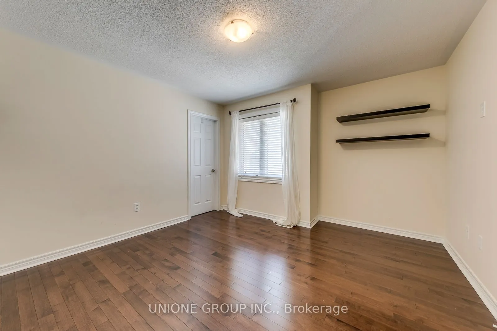 3231 Skipton Lane