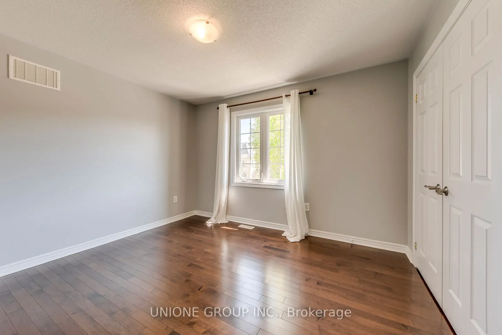 3231 Skipton Lane