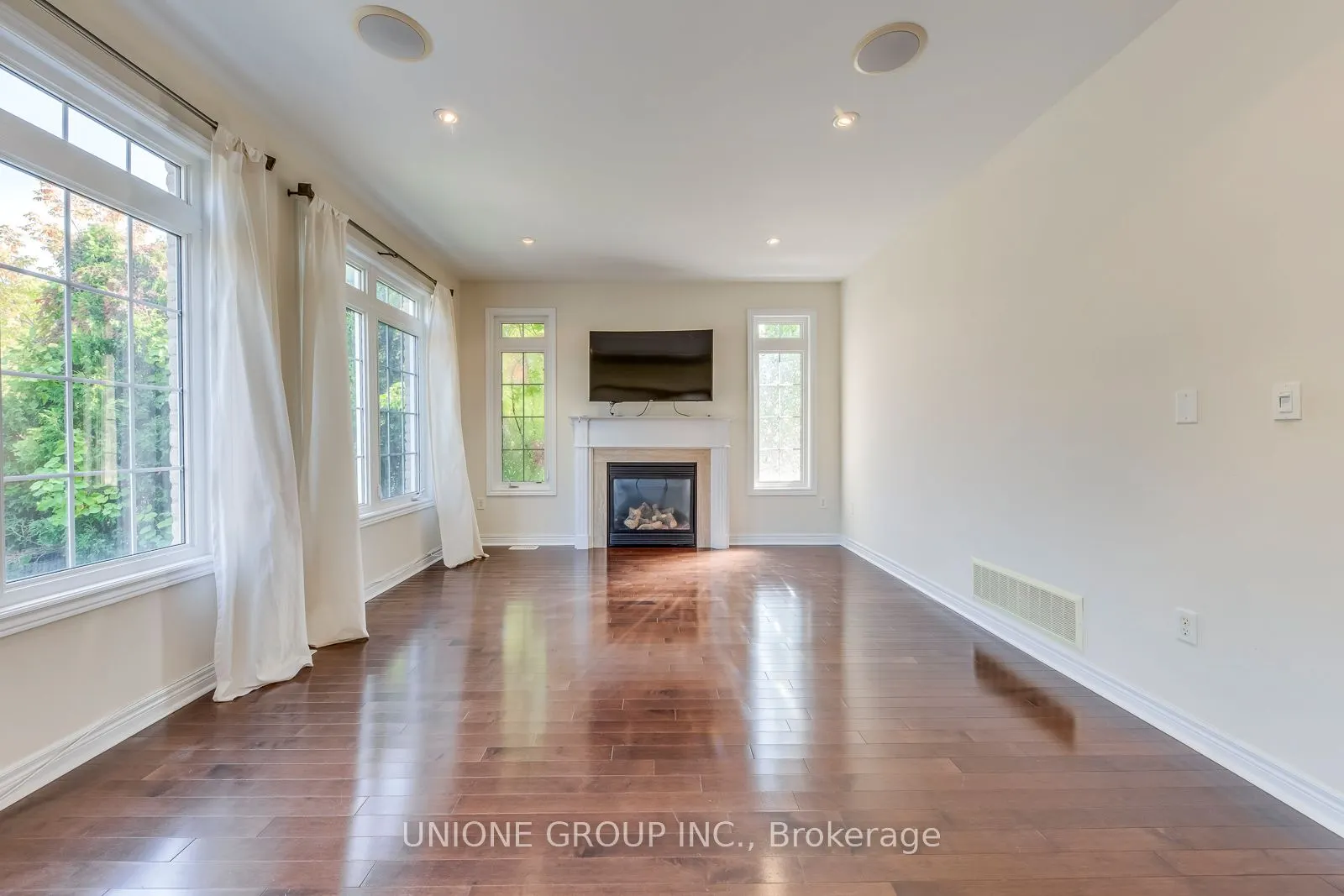 3231 Skipton Lane