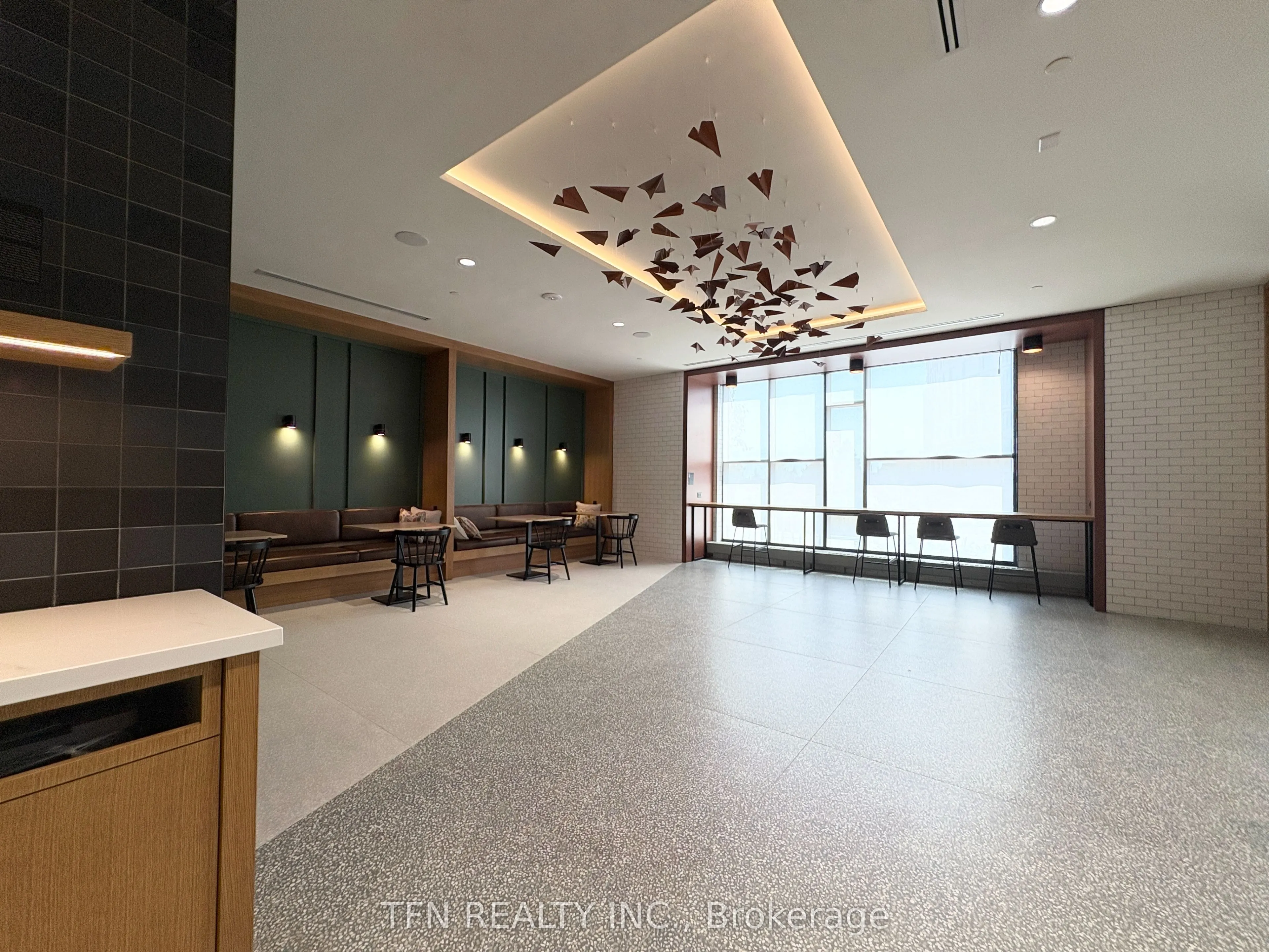 2495 Eglinton Avenue W, #1703