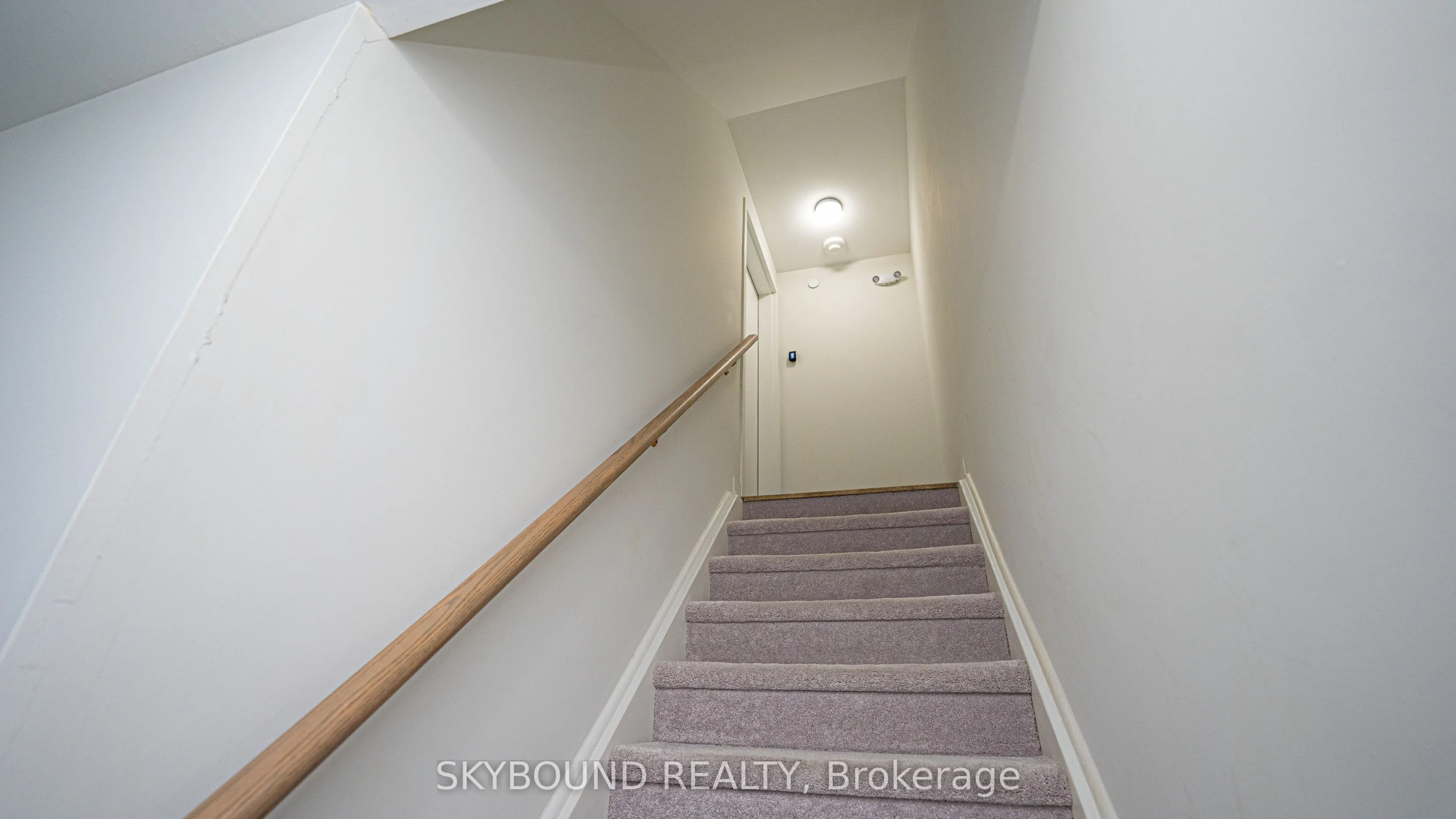 3415 Ridgeway Drive, #13