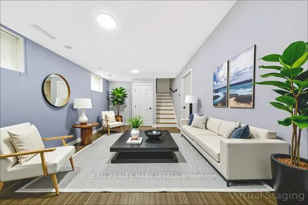 16 Lynwood Court