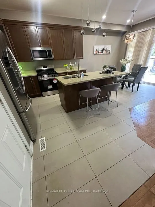 38 George Robinson Drive