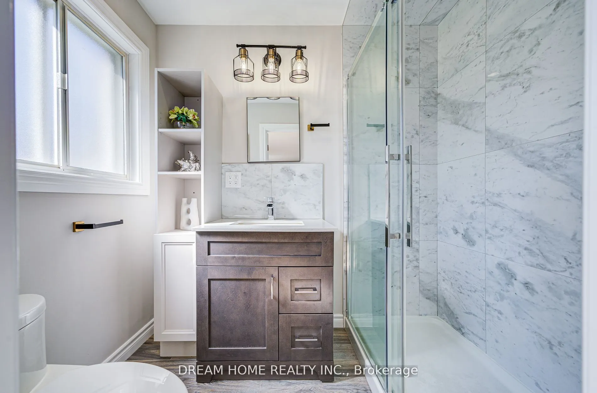 1323 Shamir Crescent, #Lower
