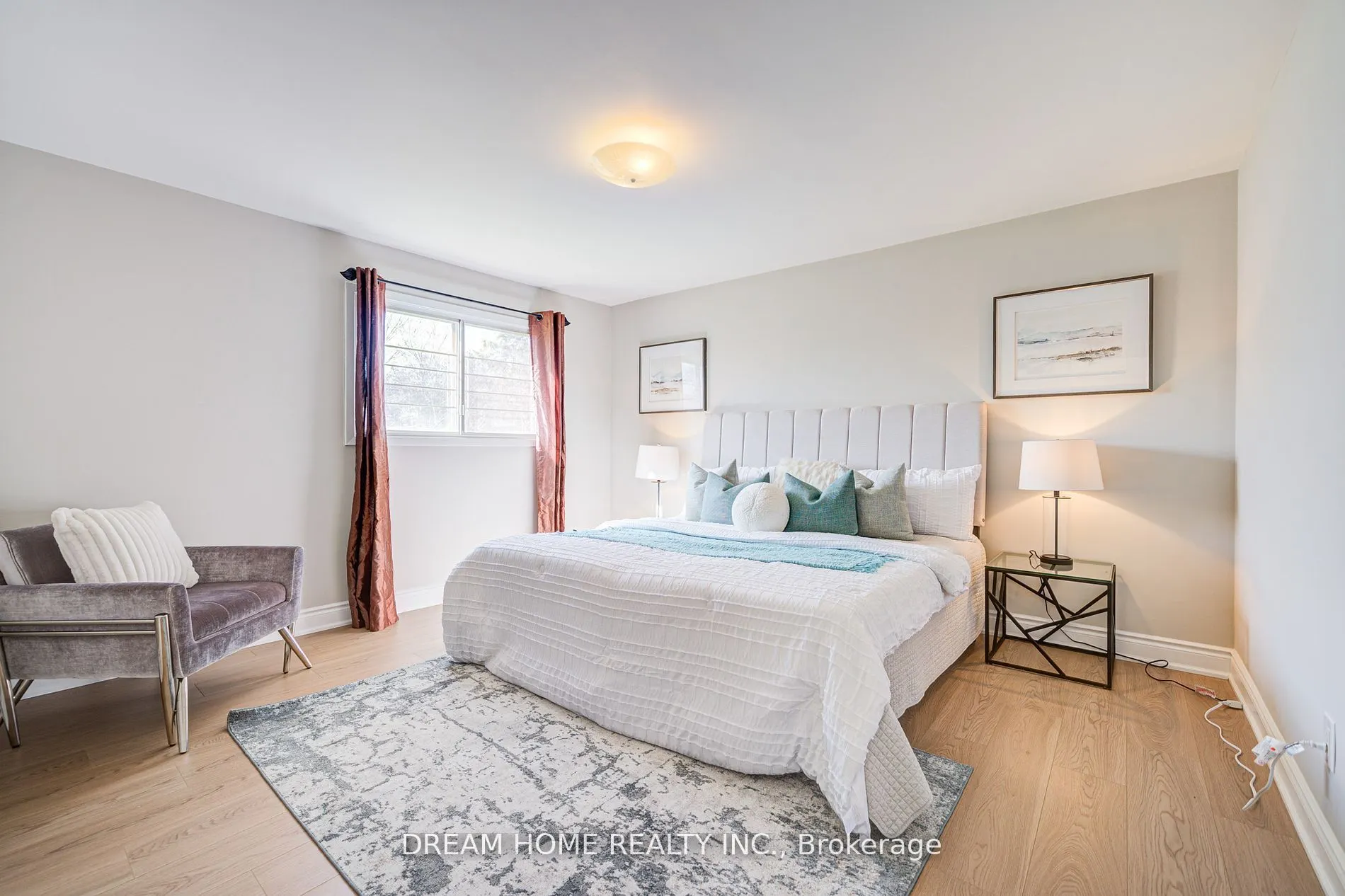 1323 Shamir Crescent, #Lower