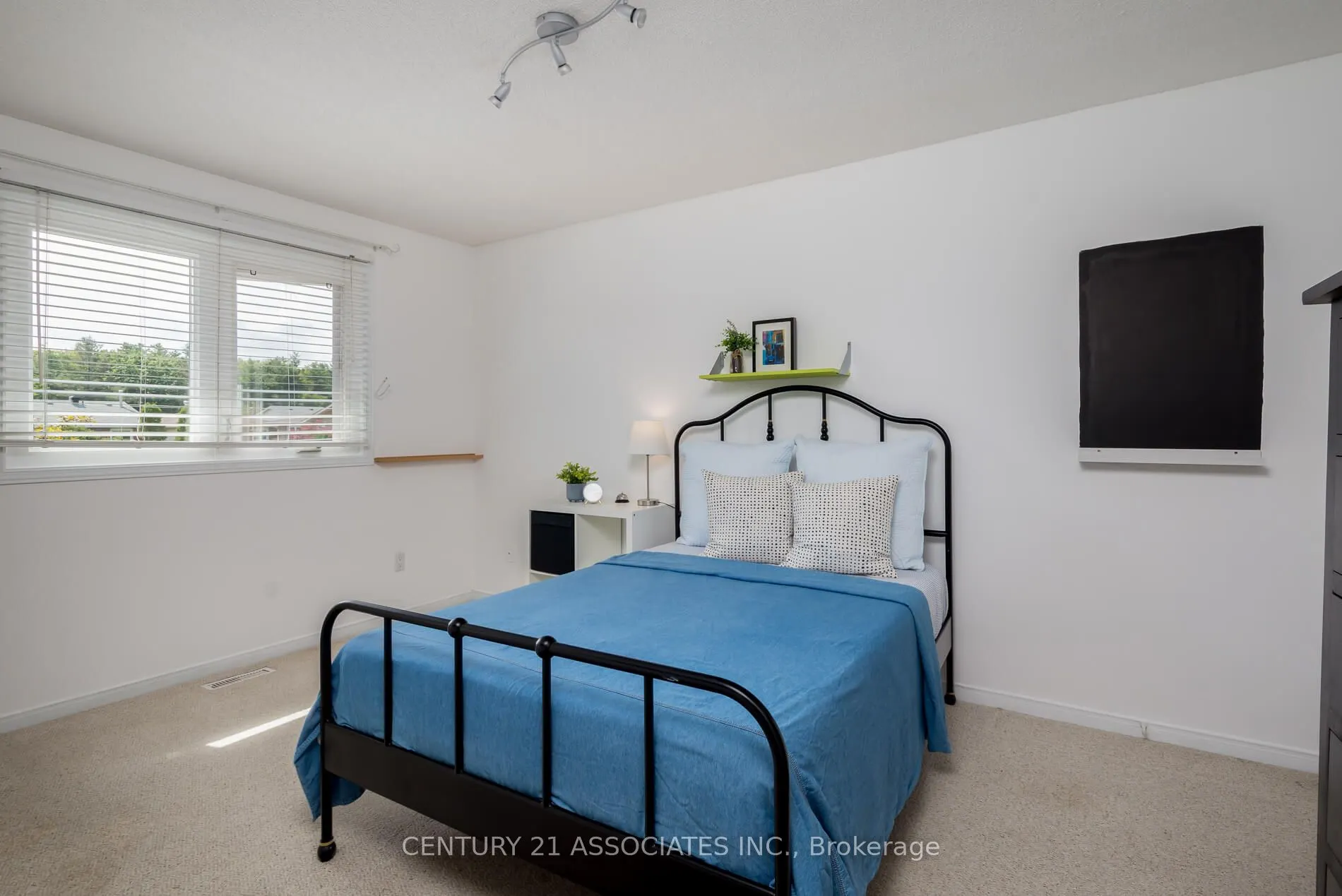 1324 Quinpool Court