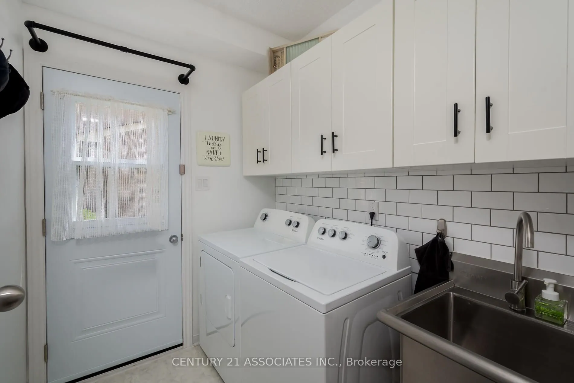 1324 Quinpool Court
