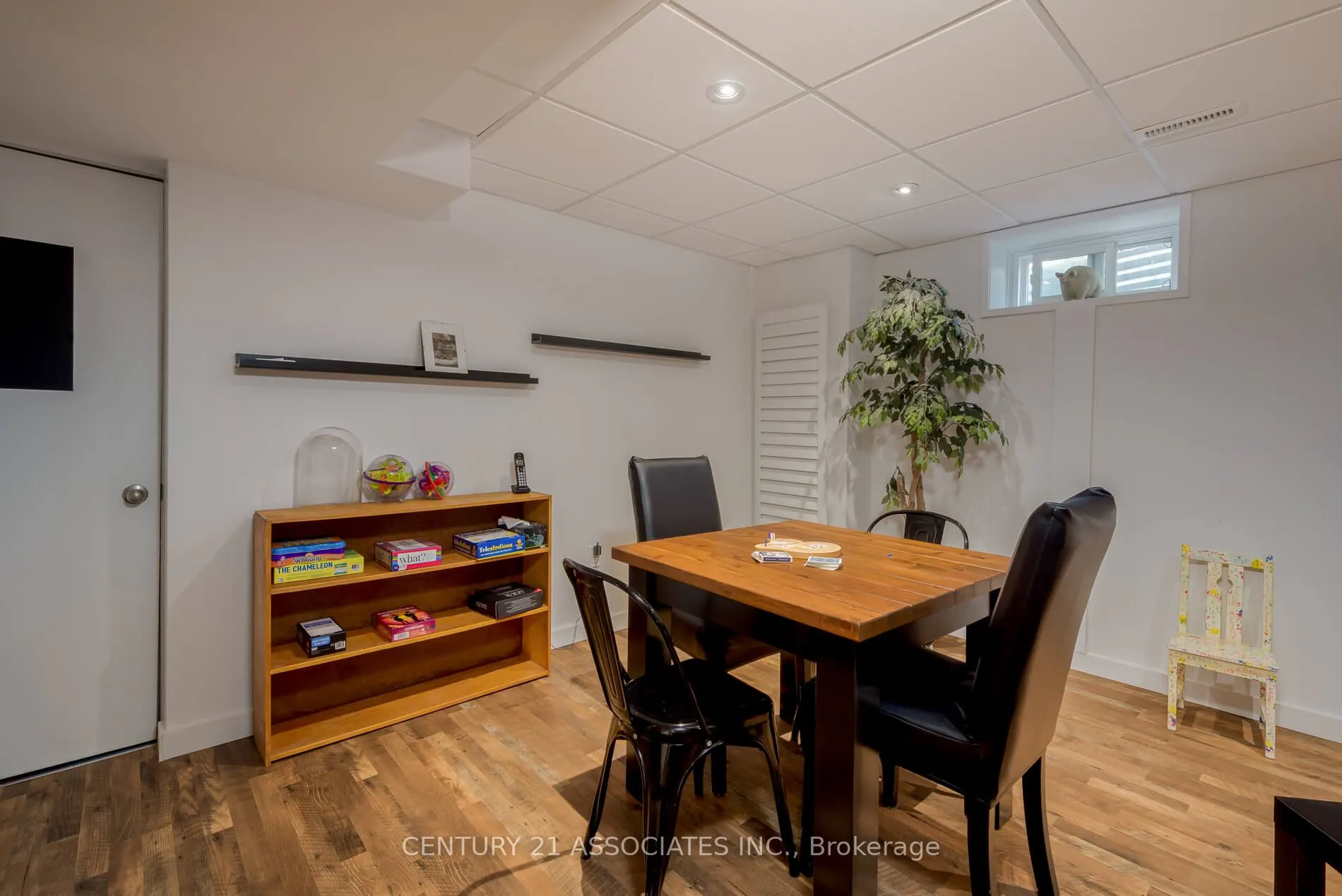1324 Quinpool Court