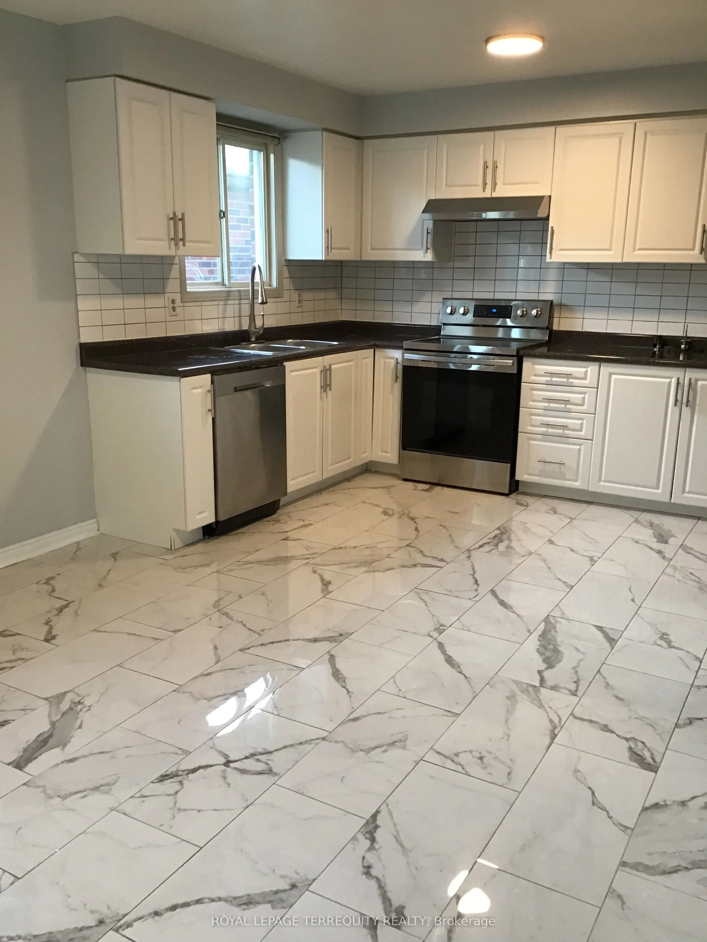 70 Sawmill Road, #Main