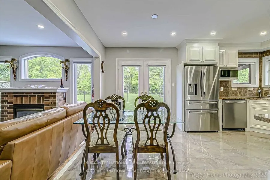 85 Summer Valley Drive