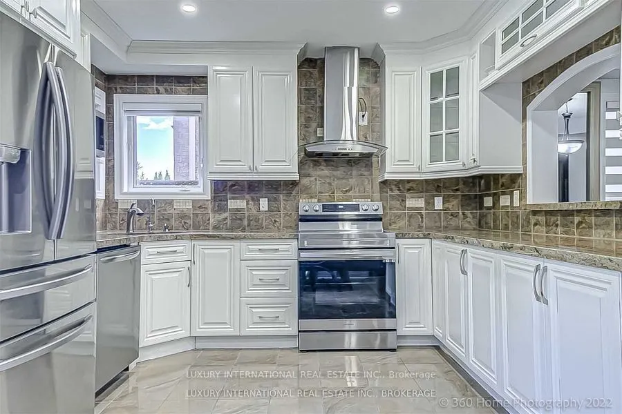 85 Summer Valley Drive