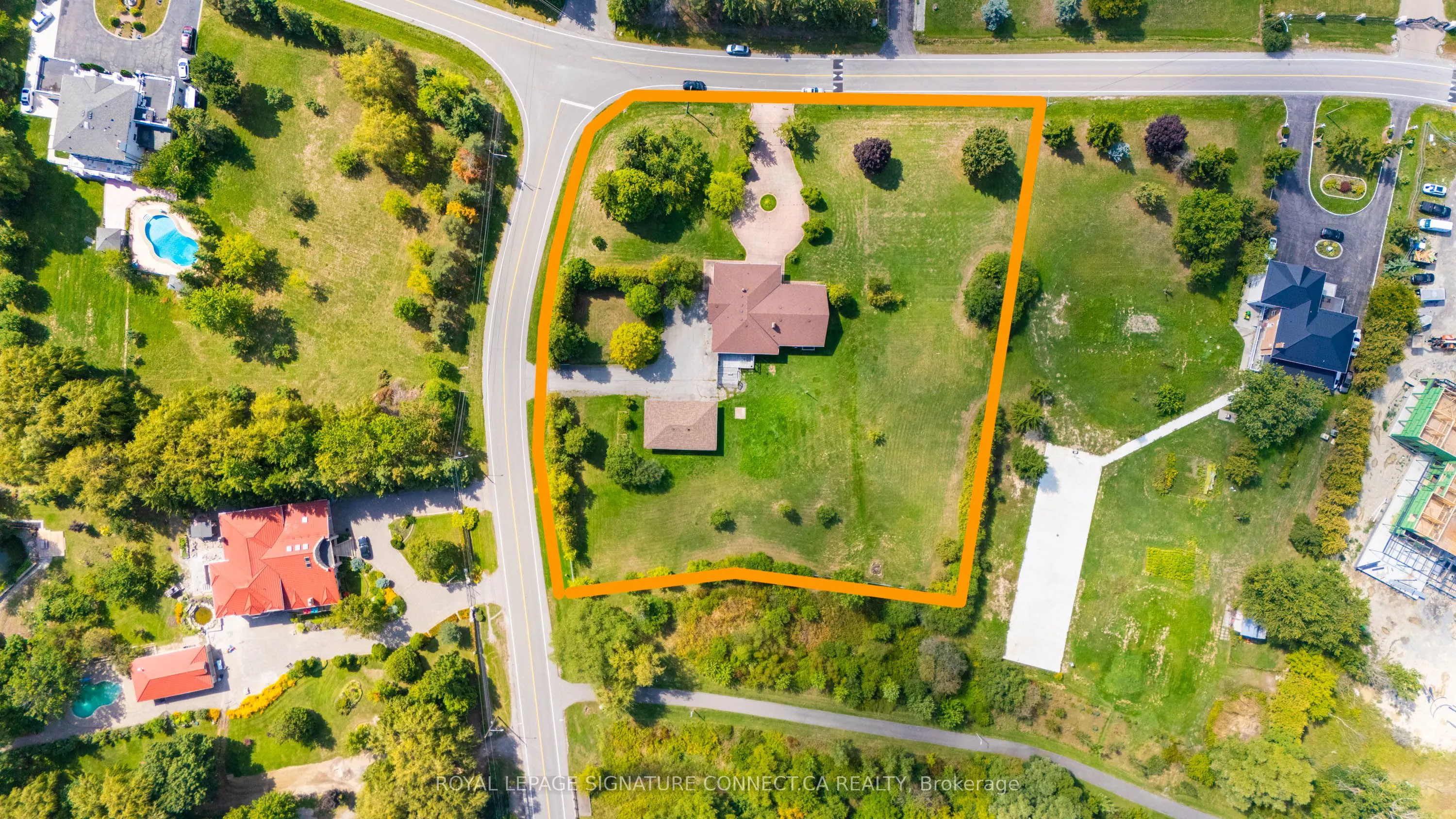 11 Julian Drive
