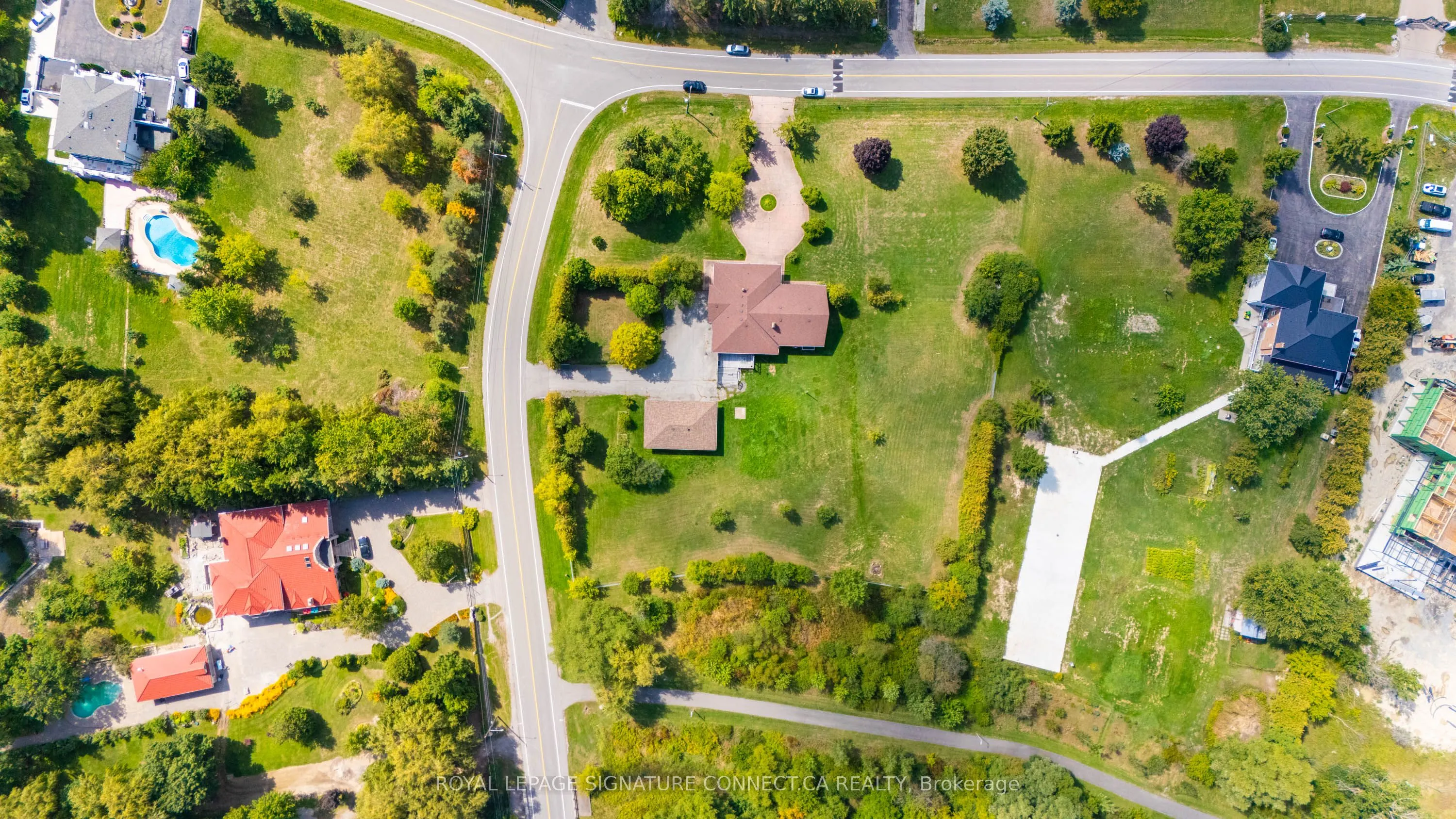 11 Julian Drive