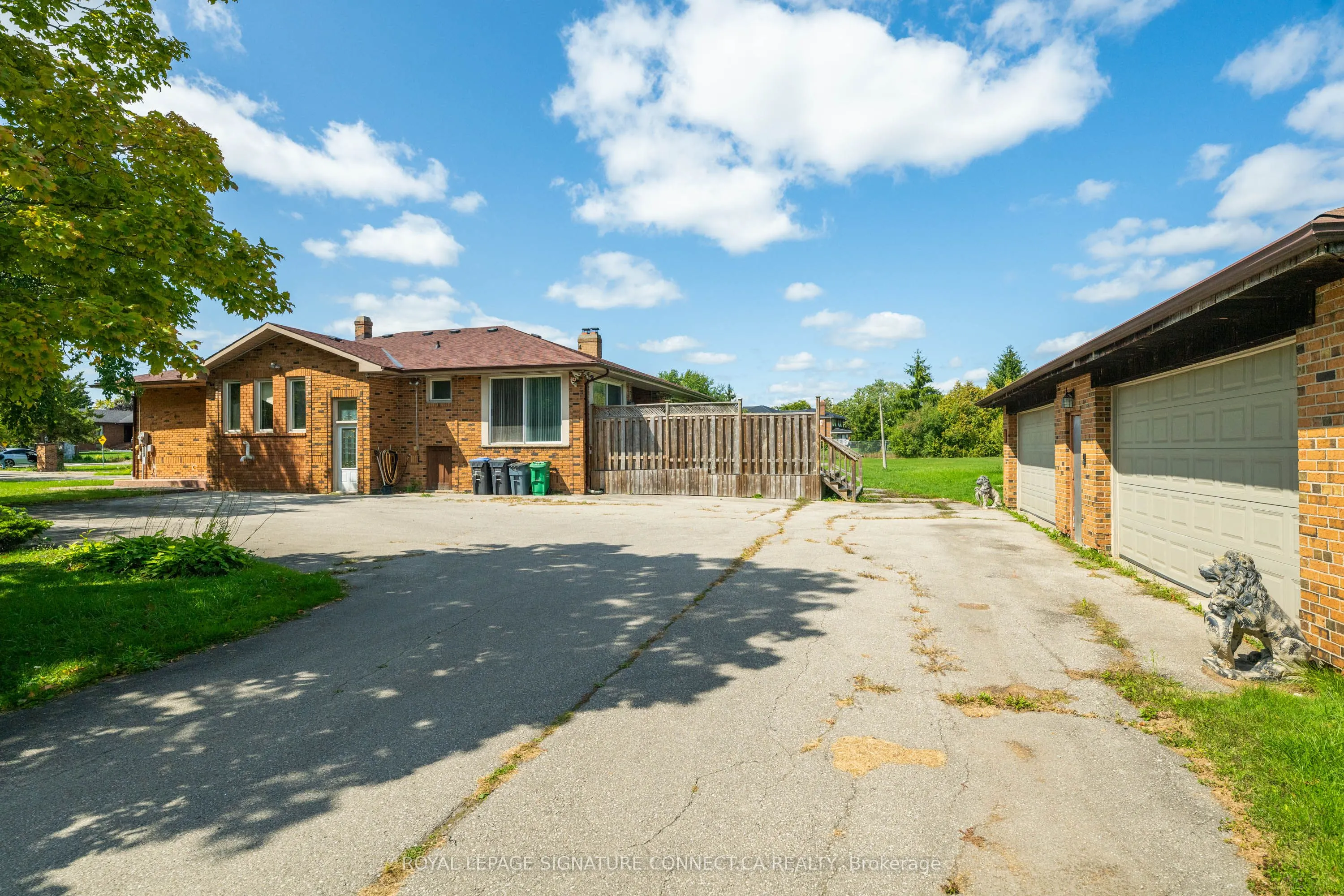 11 Julian Drive