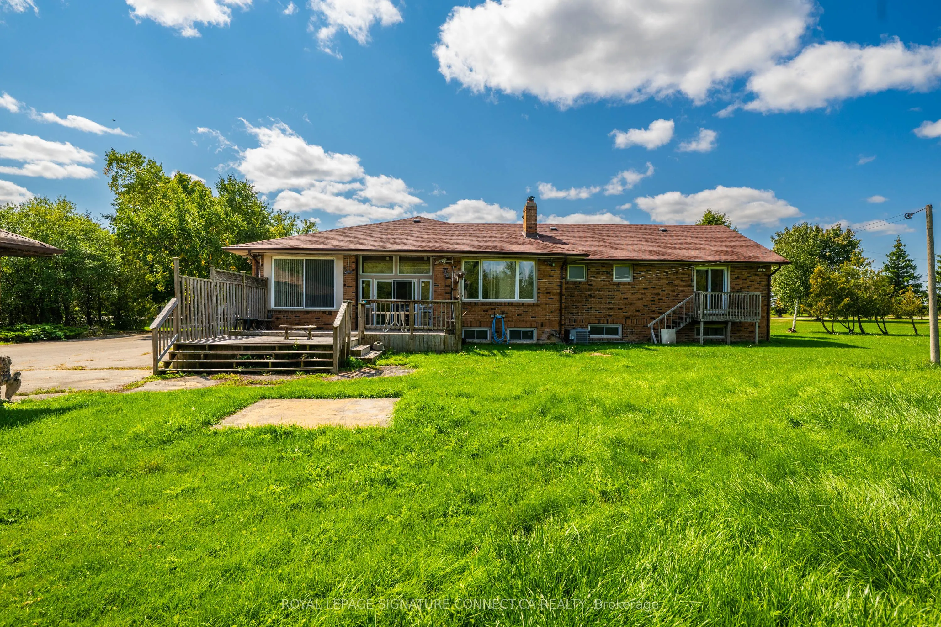 11 Julian Drive