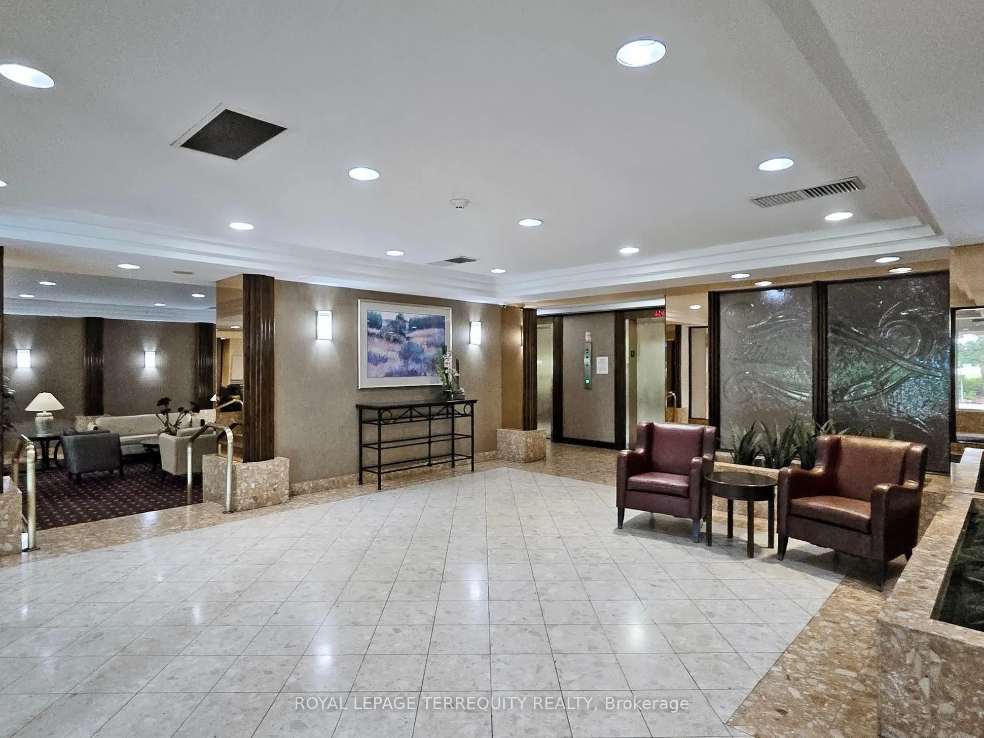 24 Hanover Road, #1709