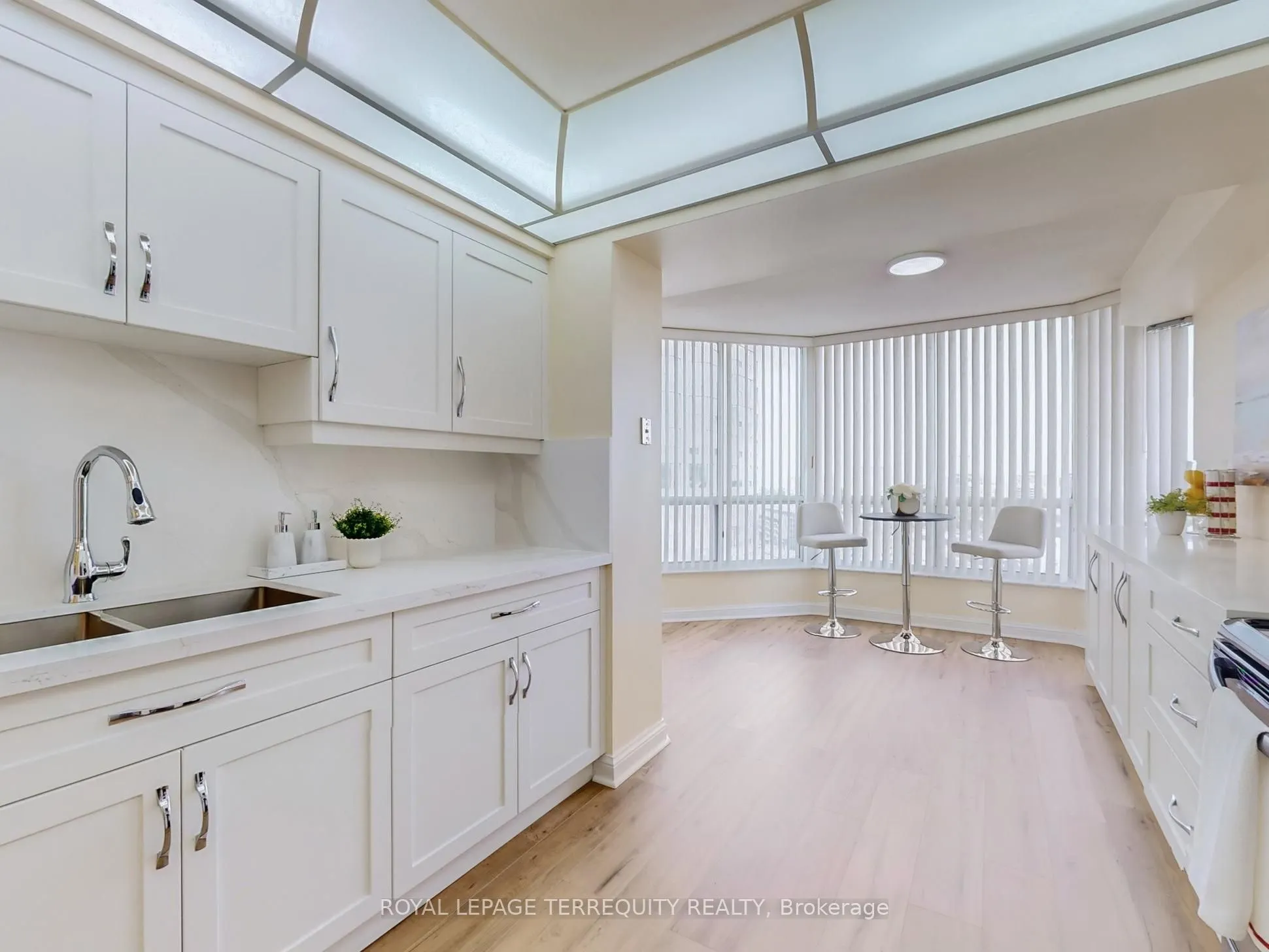 24 Hanover Road, #1709