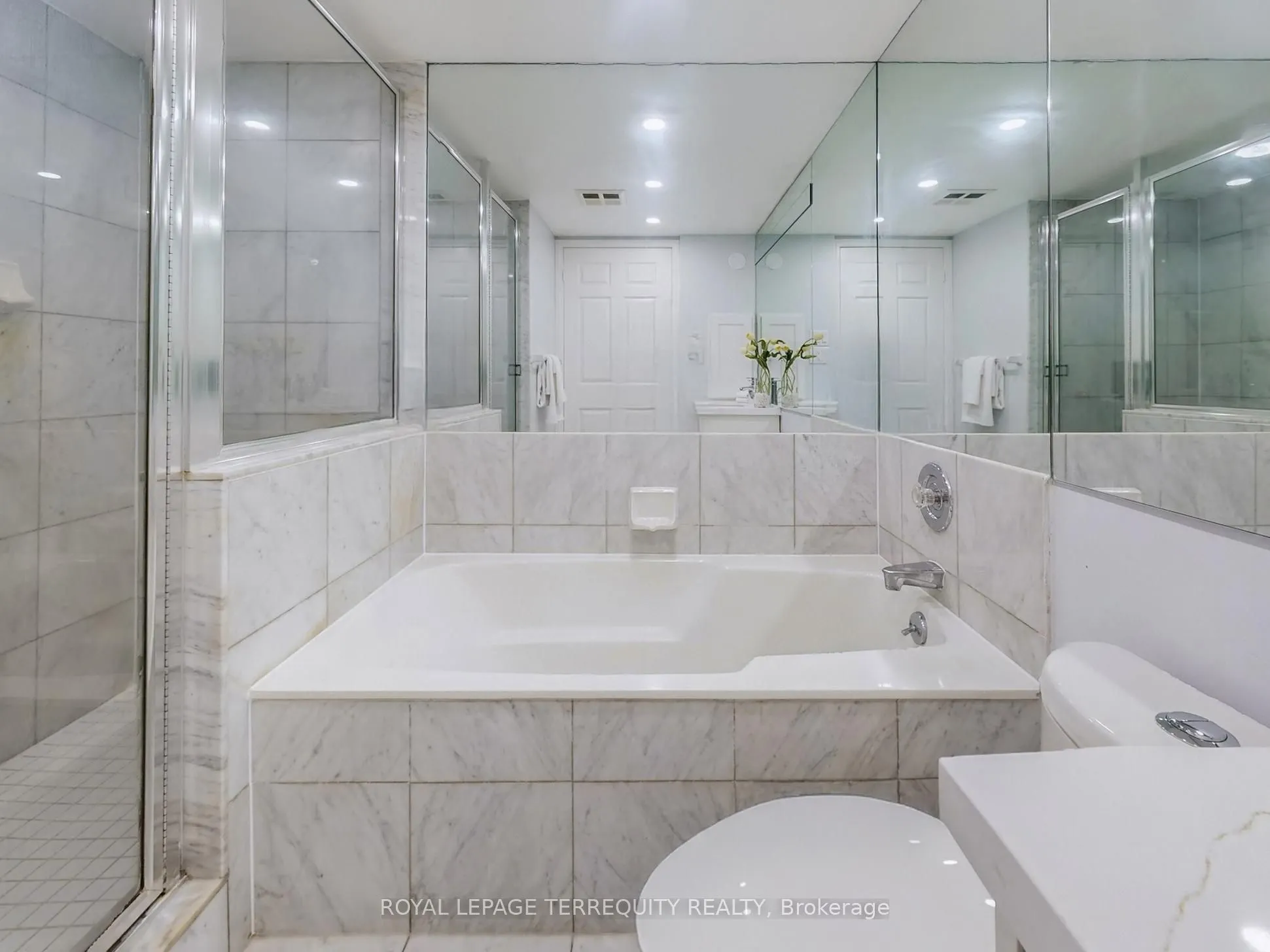24 Hanover Road, #1709