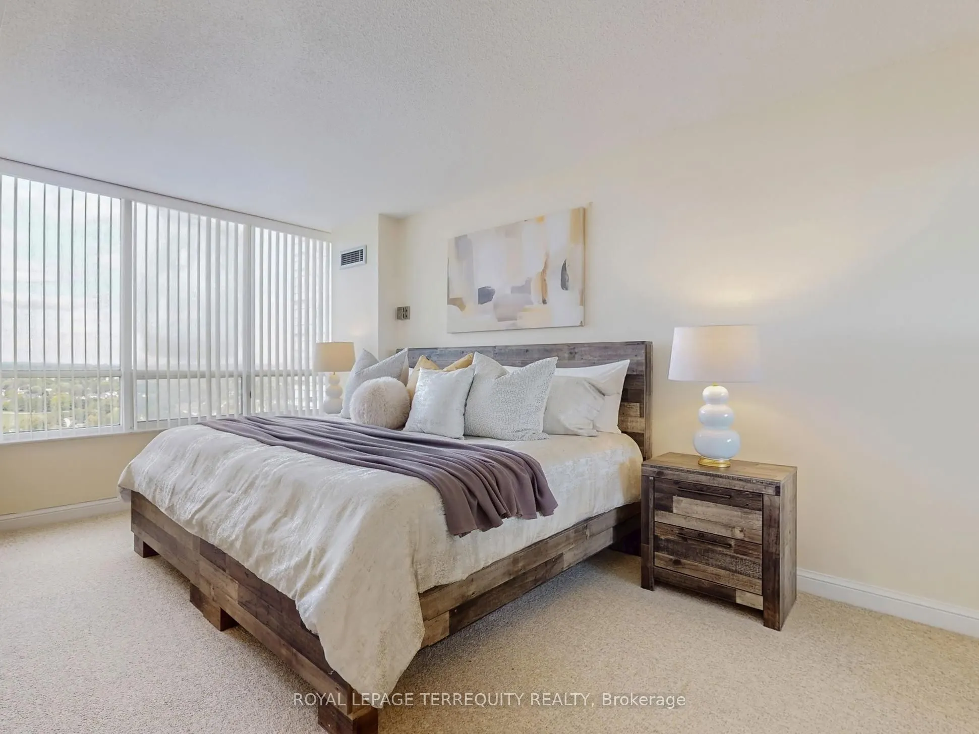 24 Hanover Road, #1709