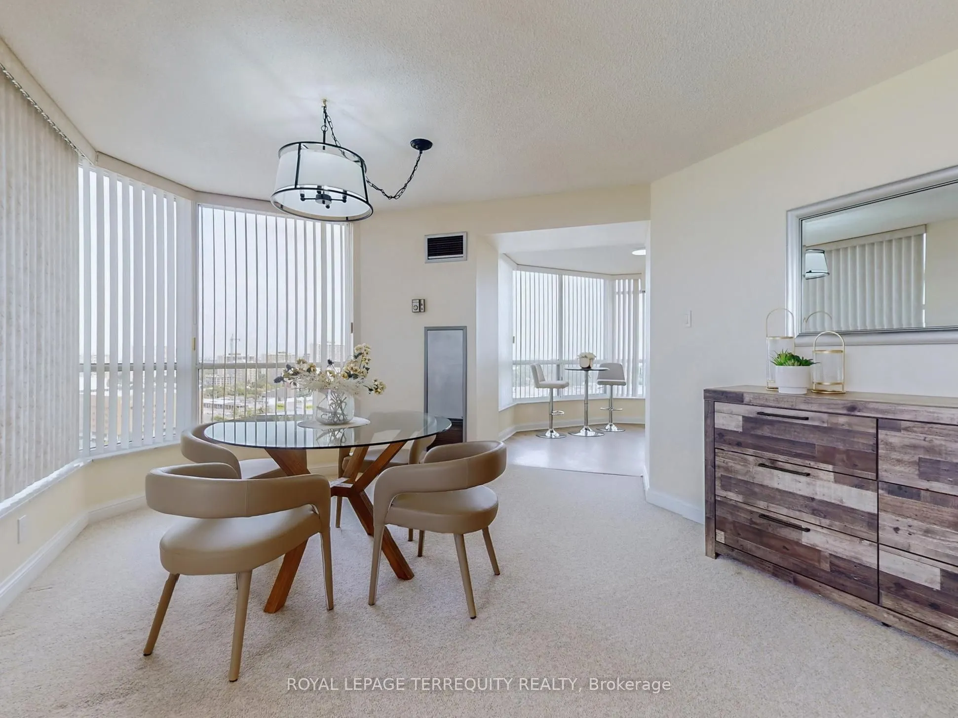 24 Hanover Road, #1709