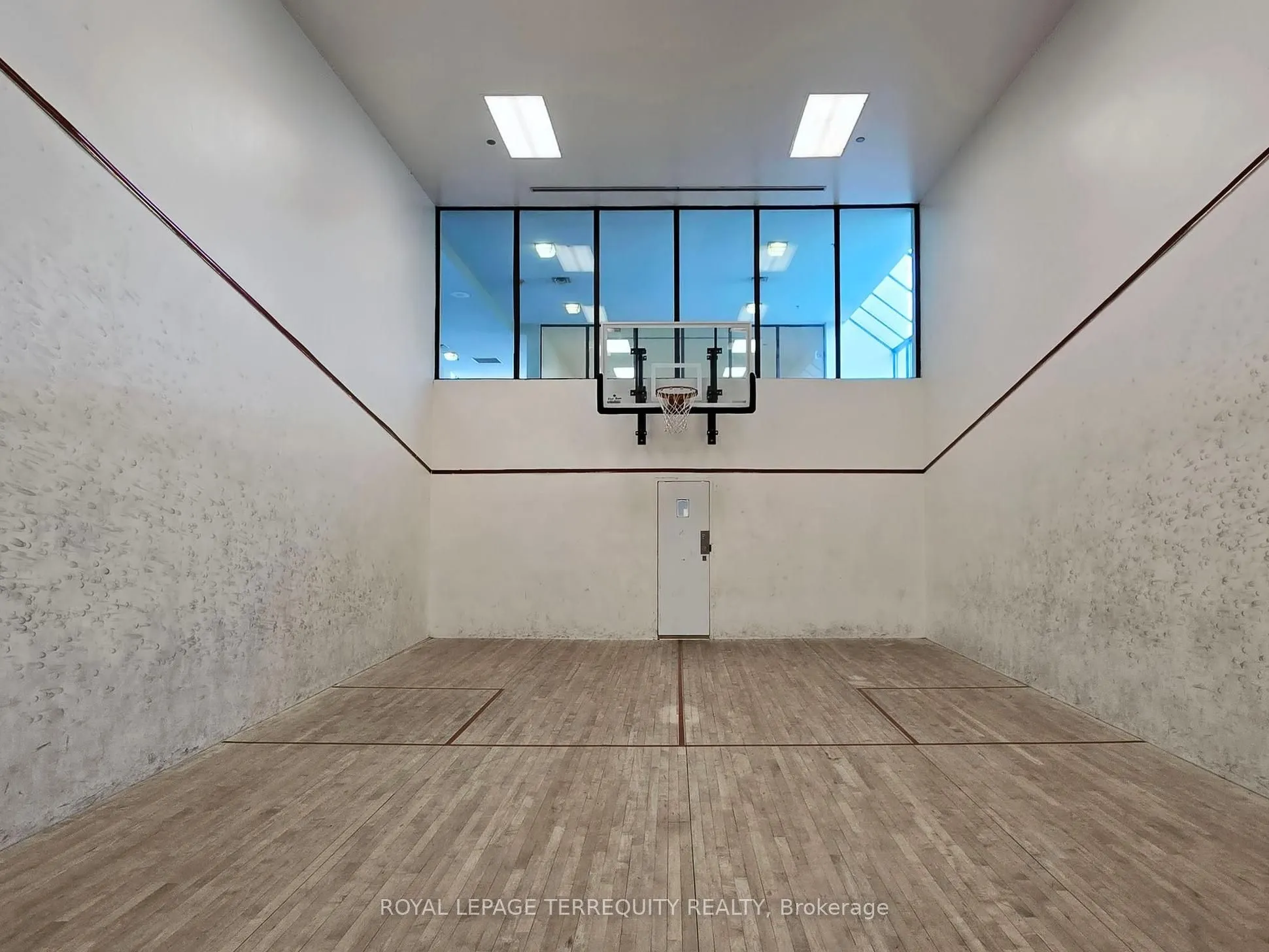 24 Hanover Road, #1709