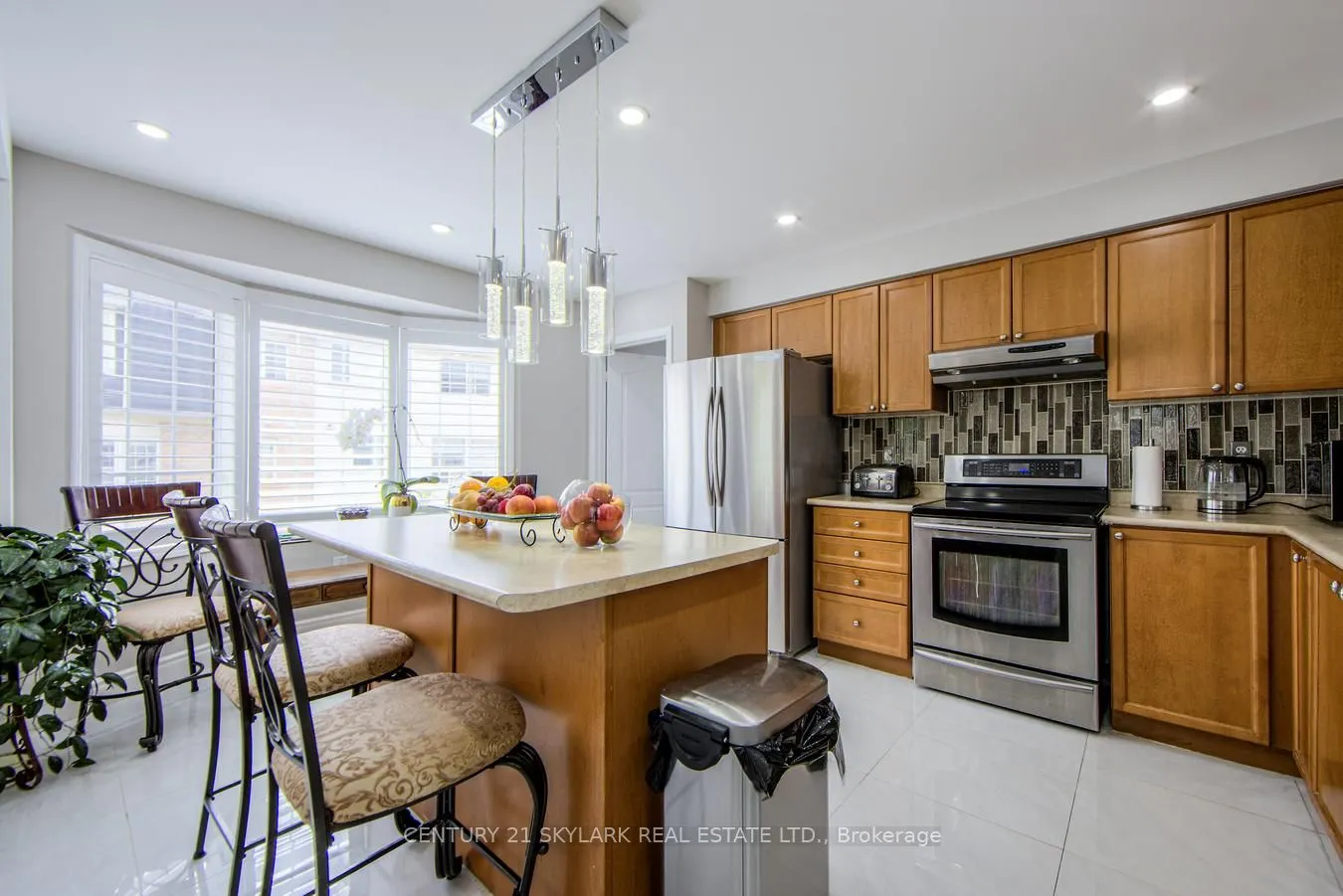 21 Decker Hollow Circle