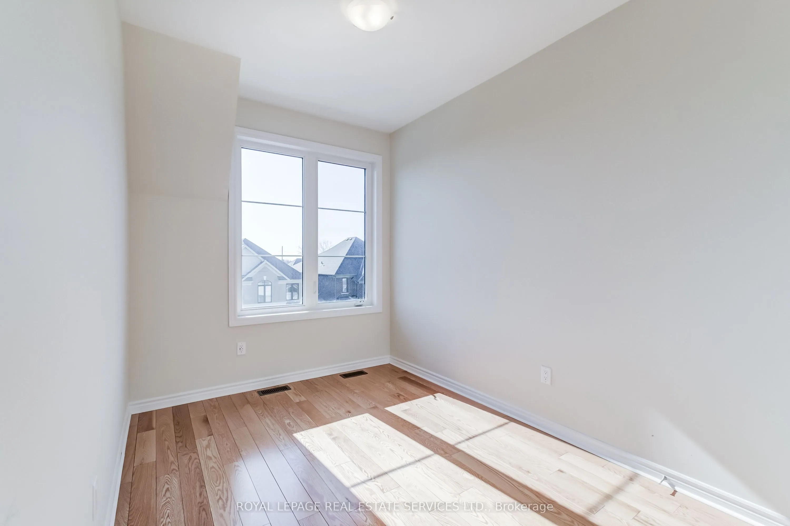 1387 Almonte Drive