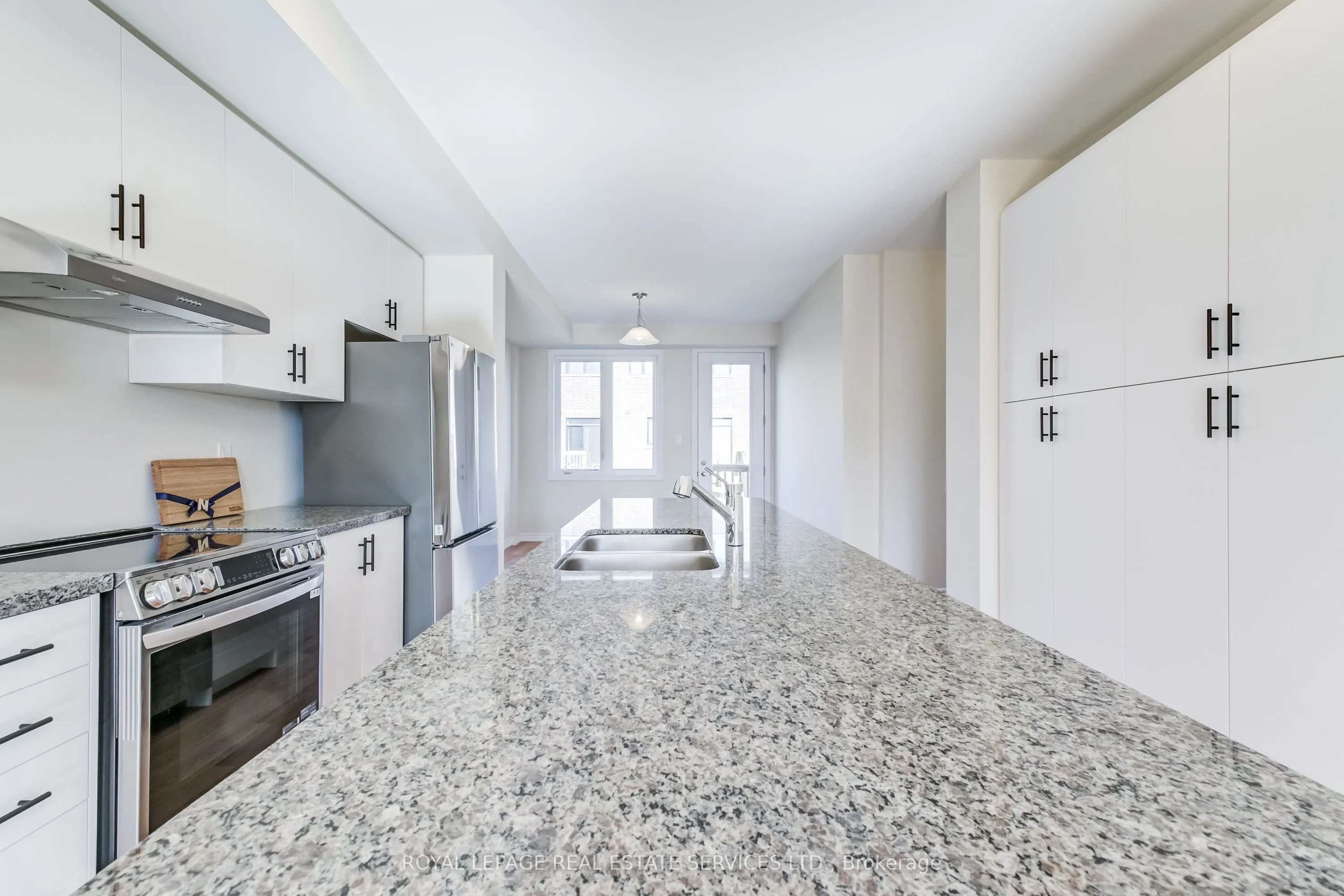 1387 Almonte Drive