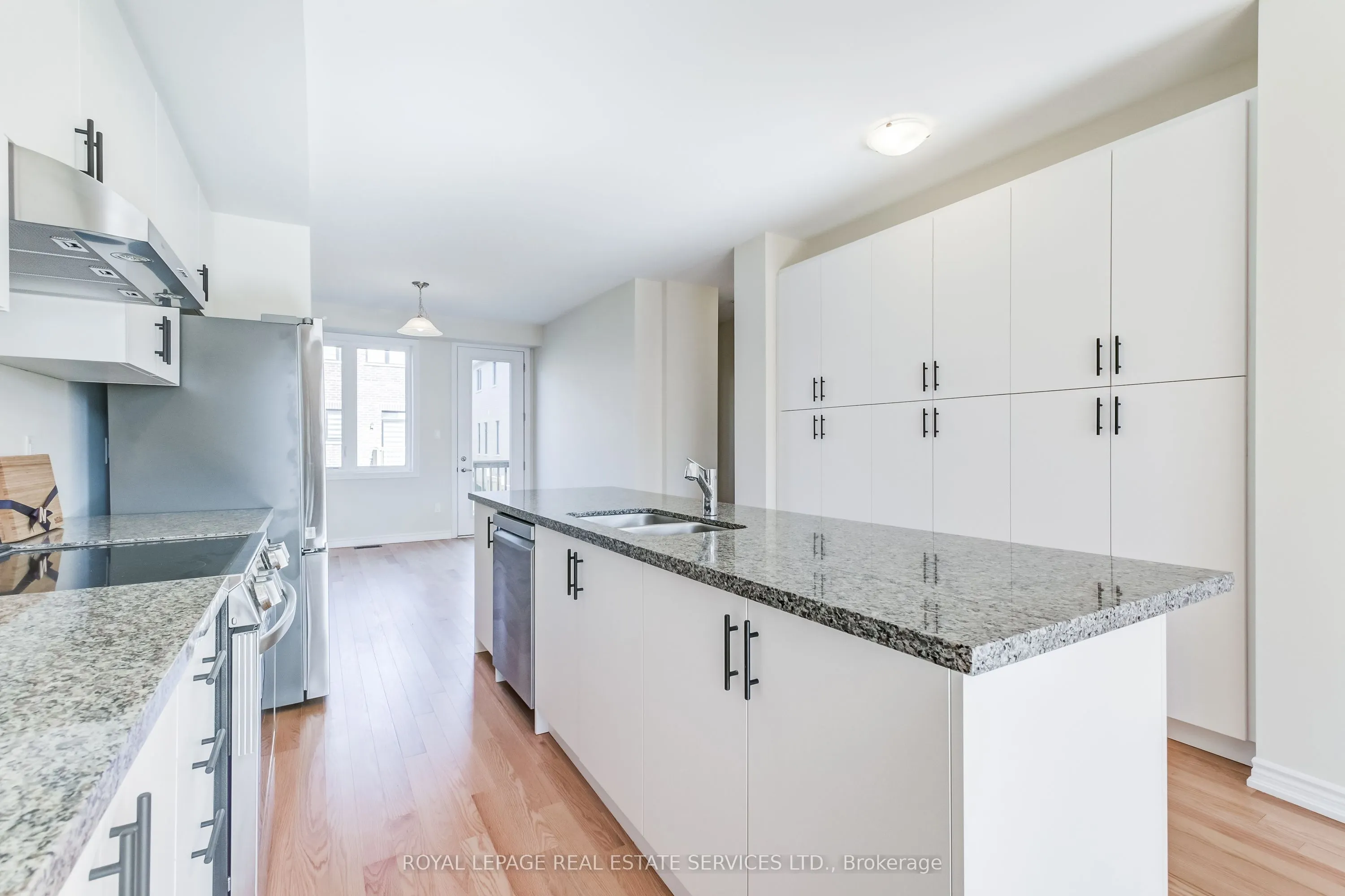 1387 Almonte Drive
