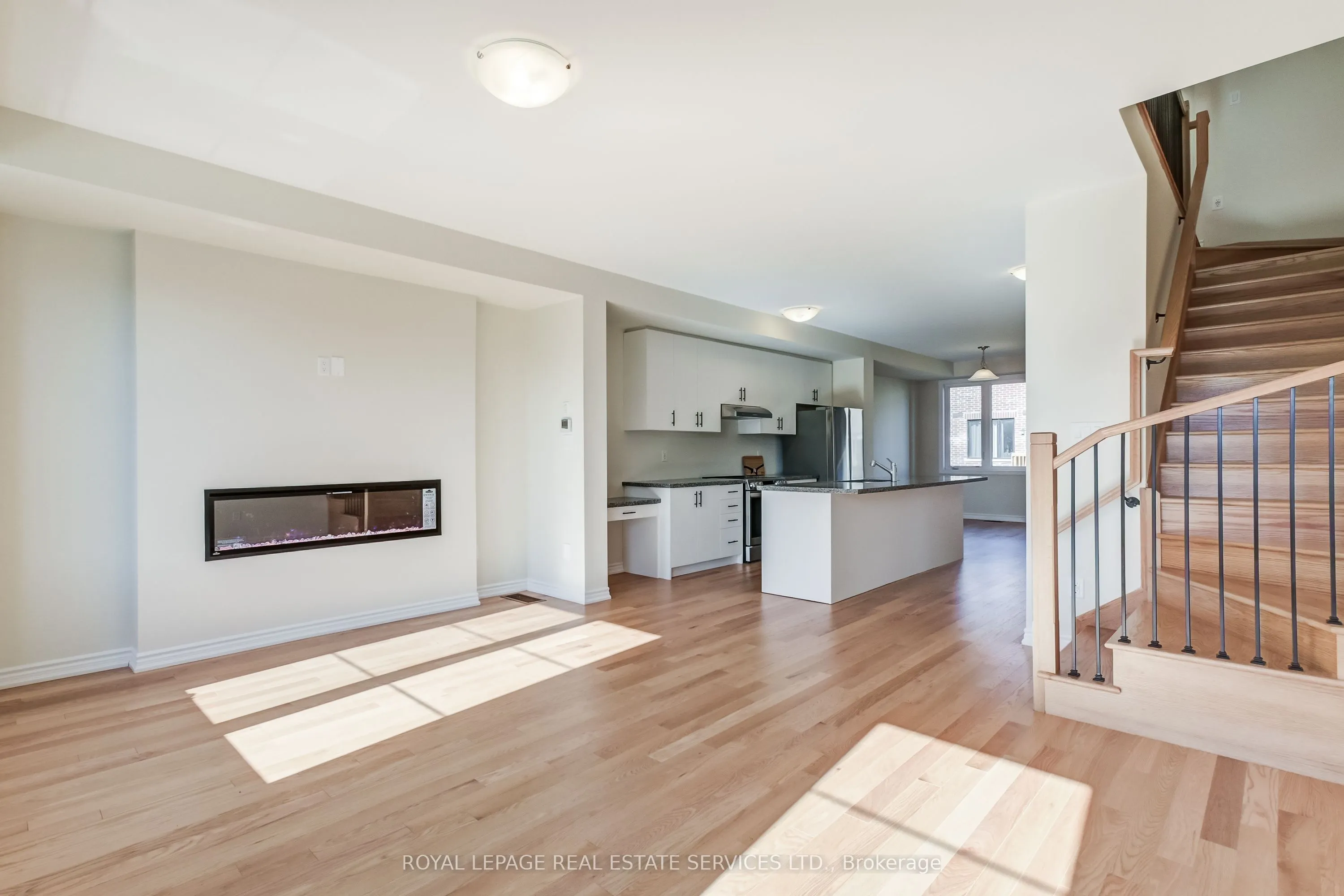 1387 Almonte Drive