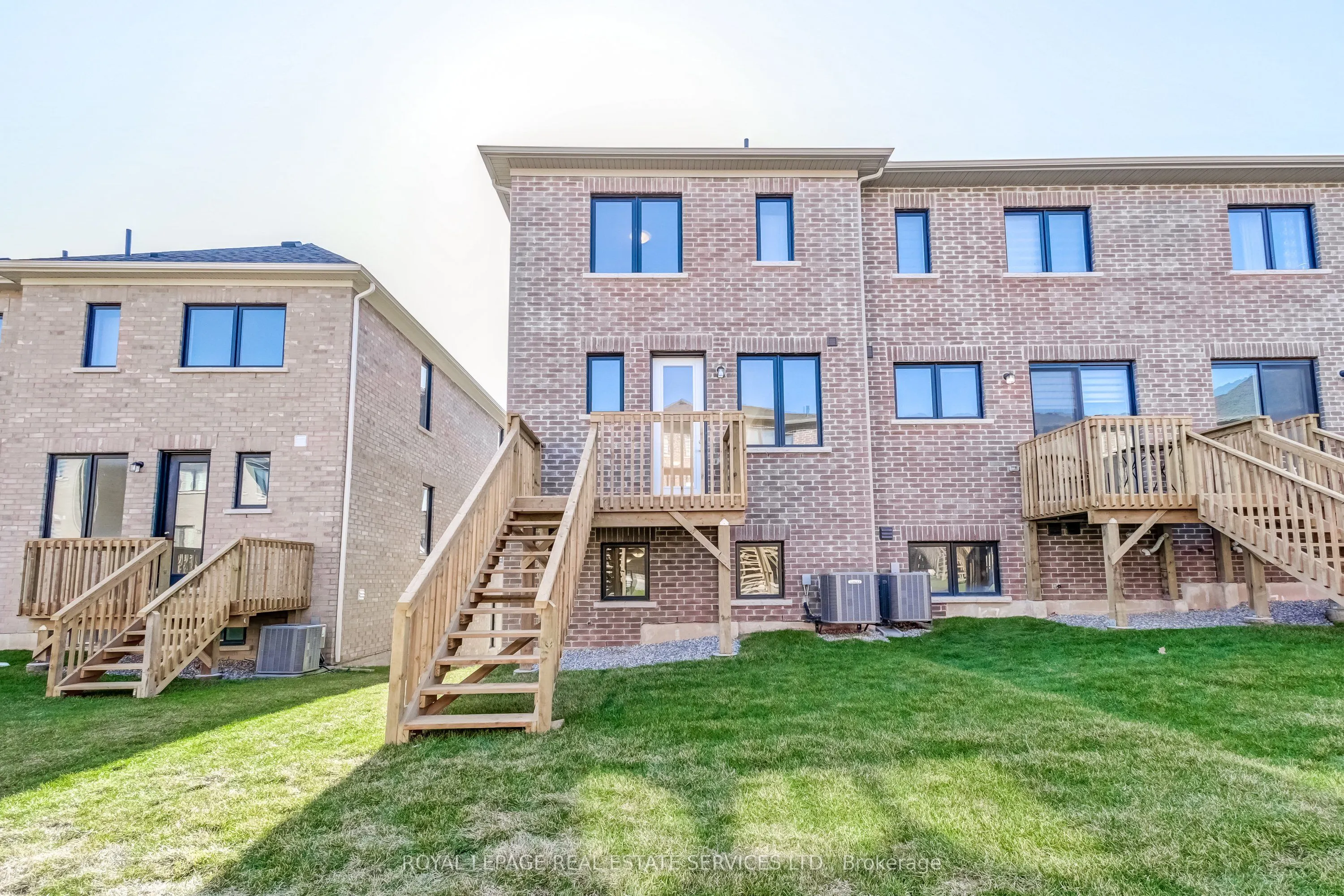 1387 Almonte Drive