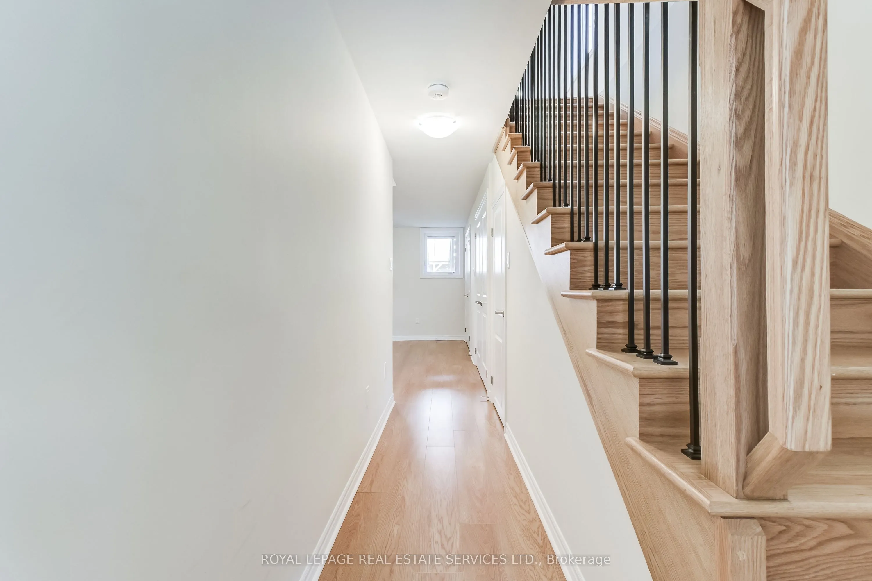 1387 Almonte Drive