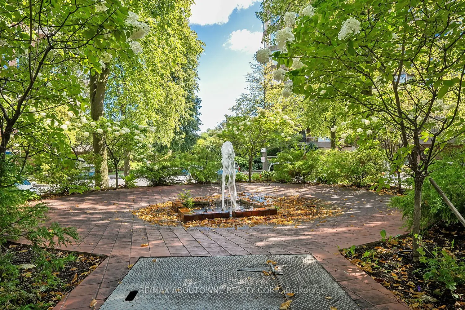 1903 Pilgrims Way, #504