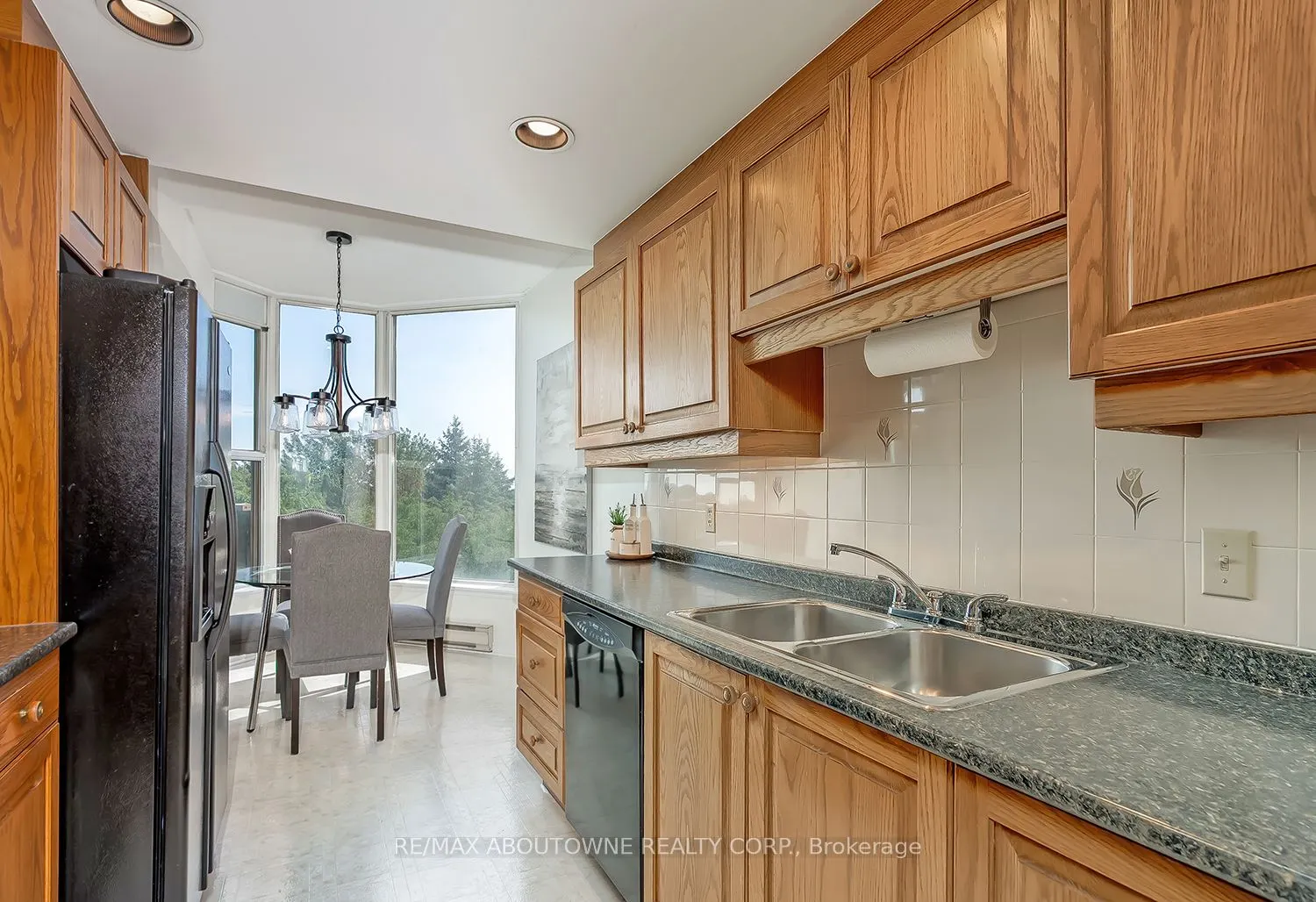 1903 Pilgrims Way, #504
