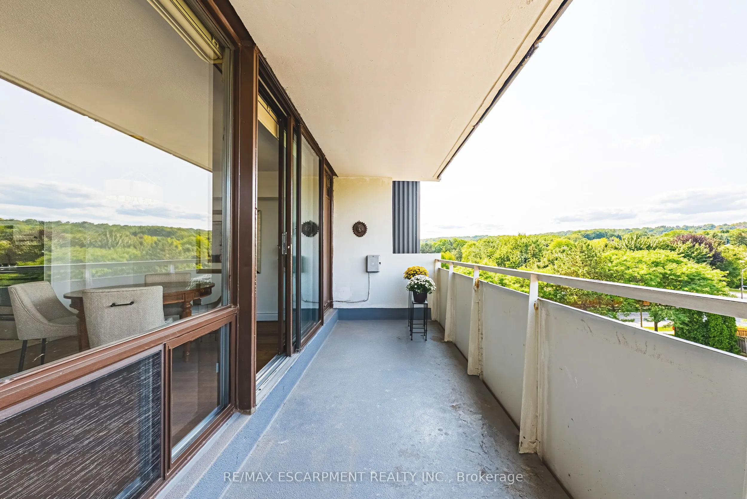 2055 UPPER MIDDLE Road, #509