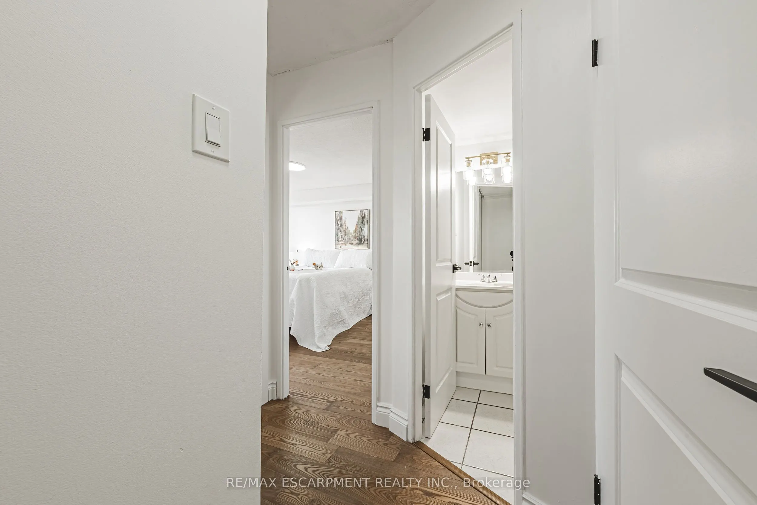 2055 UPPER MIDDLE Road, #509