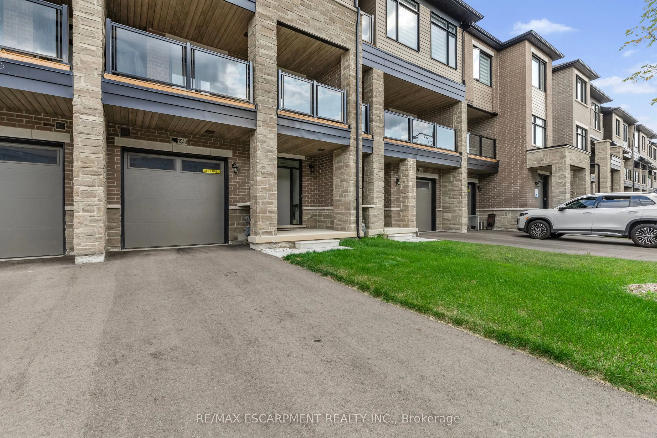 1543 Hilson Heights
