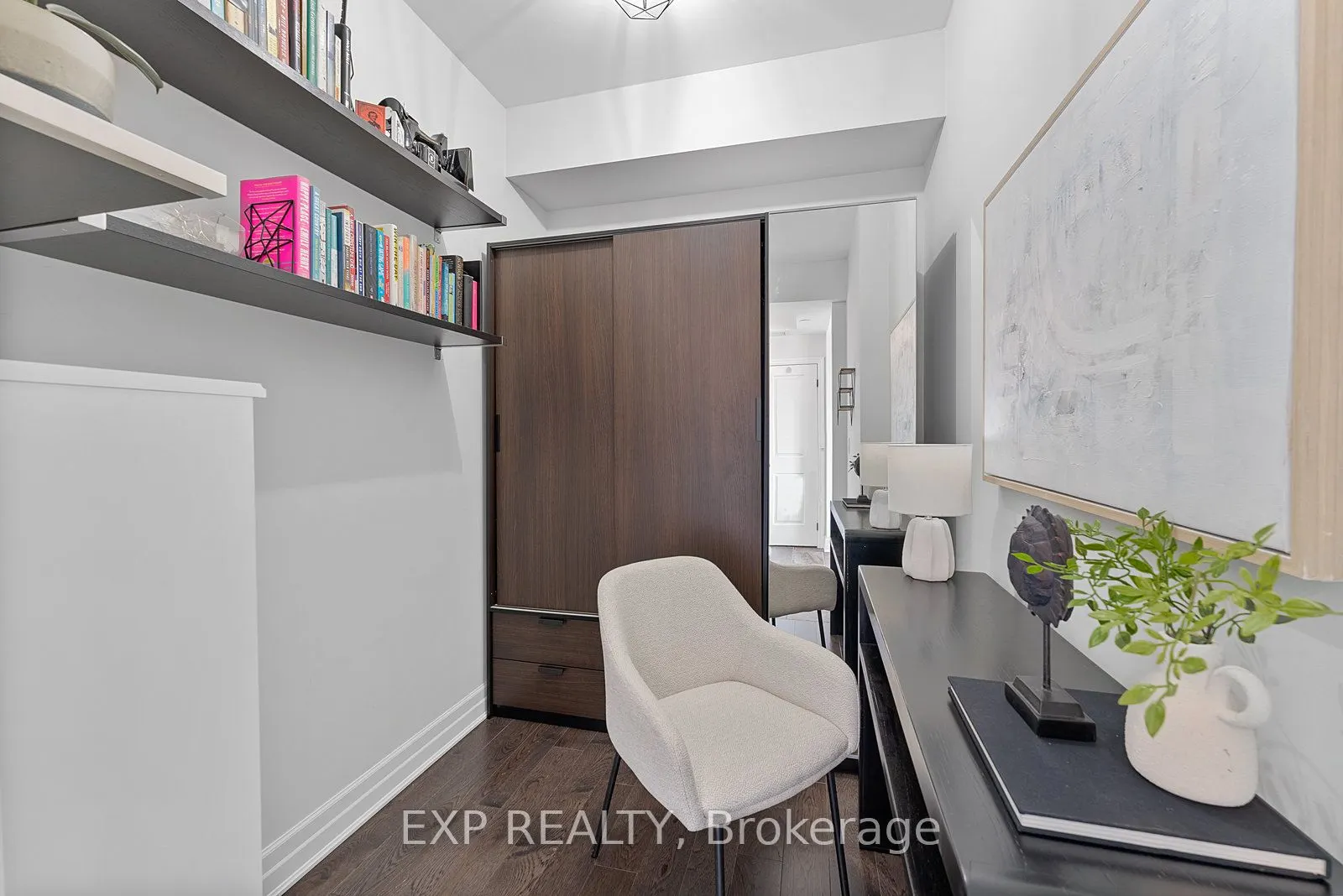 2300 Upper Middle Road W, #325