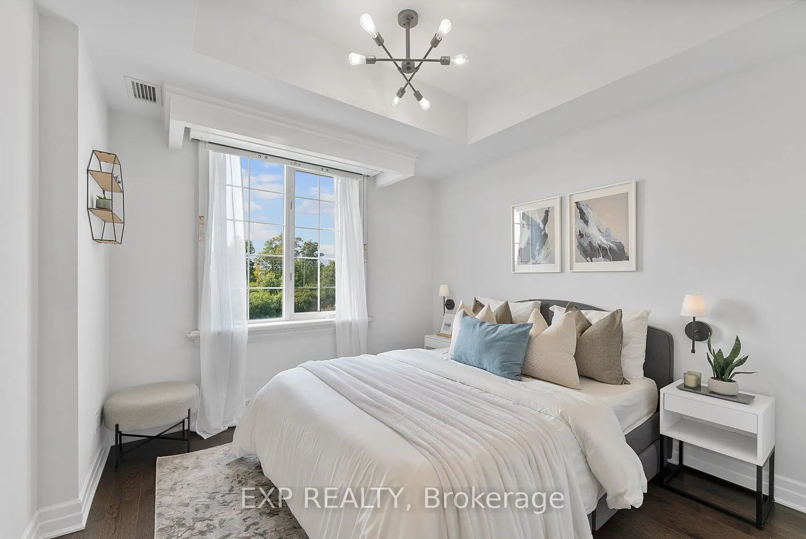 2300 Upper Middle Road W, #325