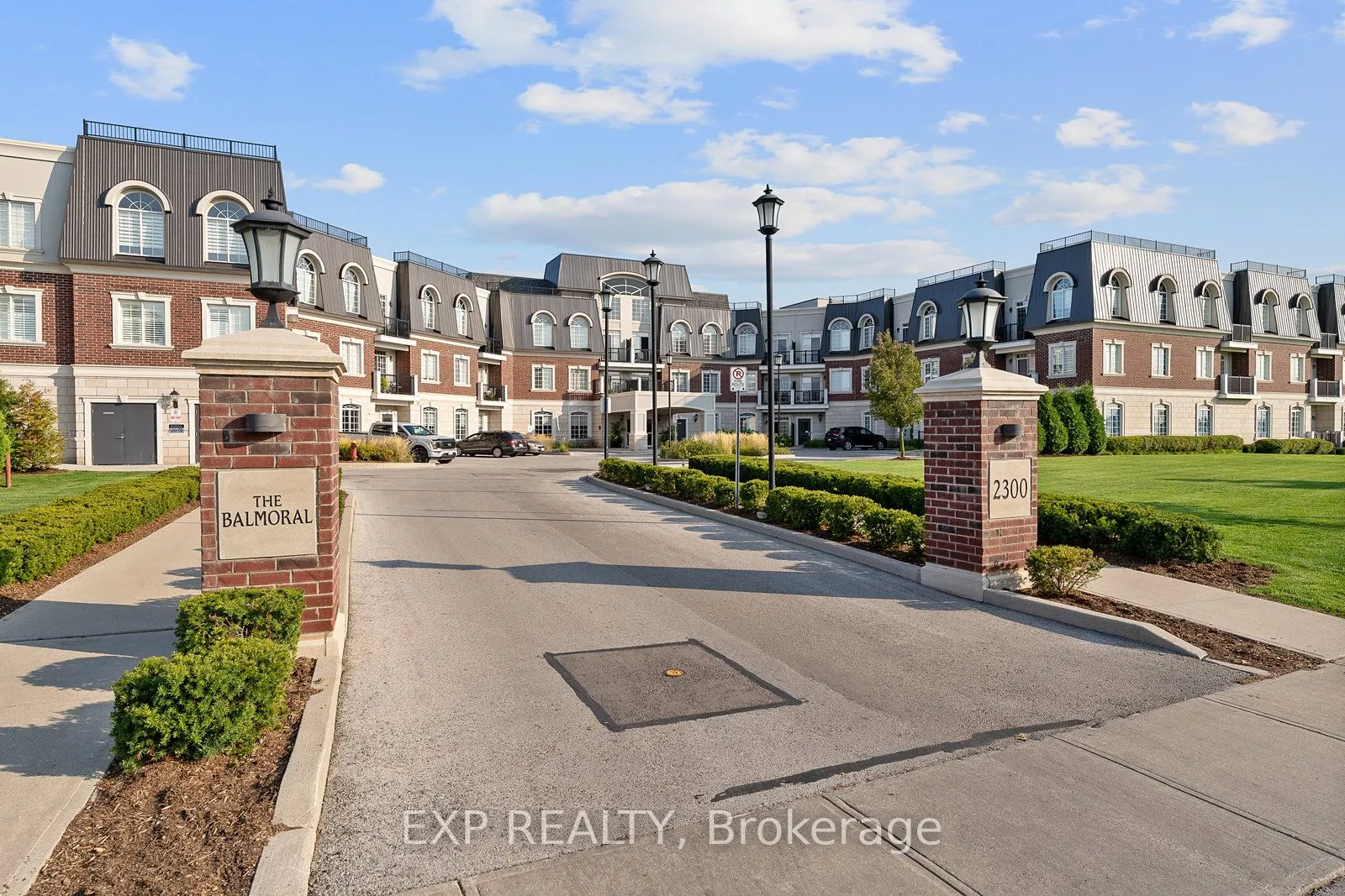 2300 Upper Middle Road W, #325