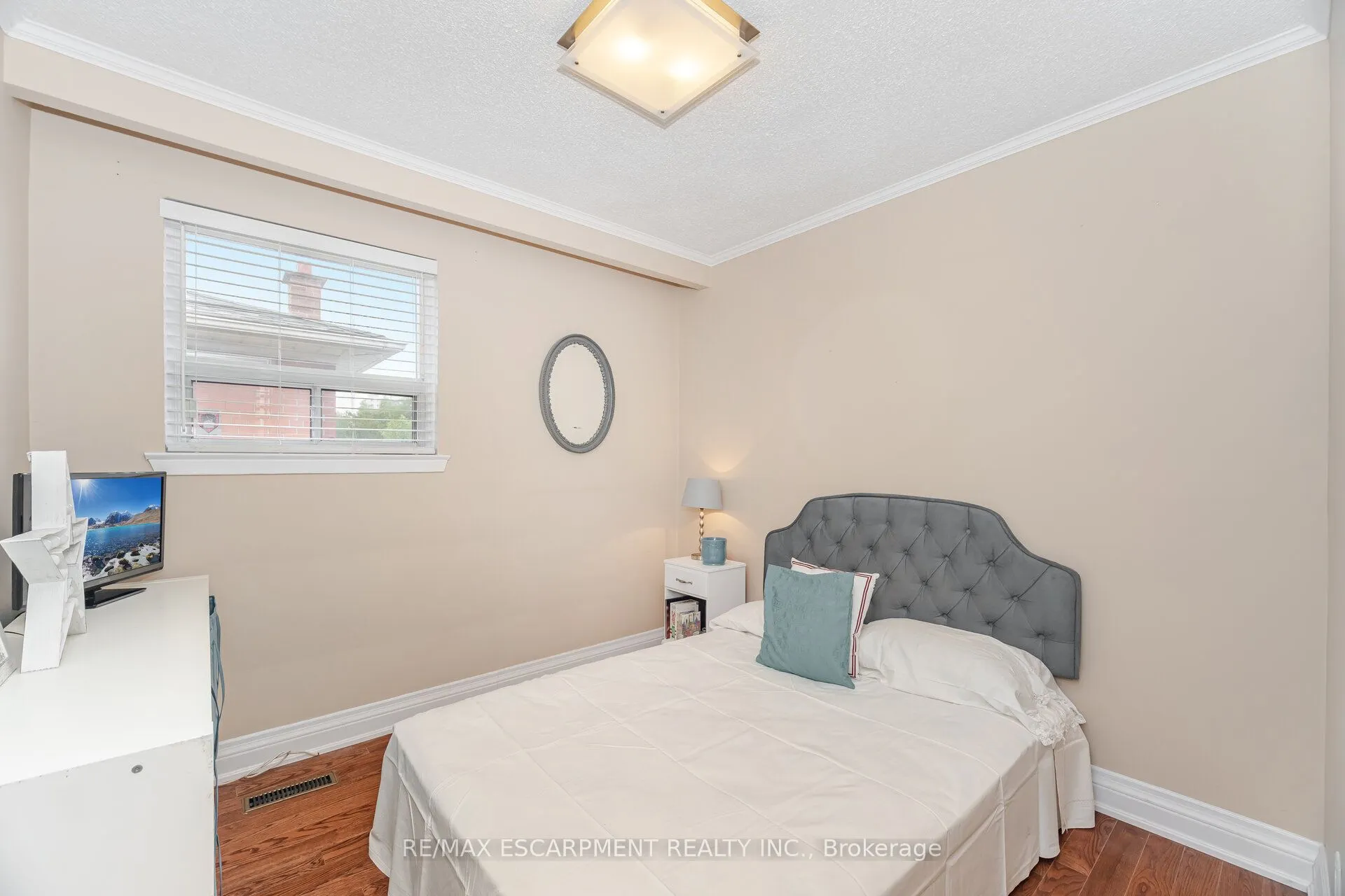 1132 Claredale Road