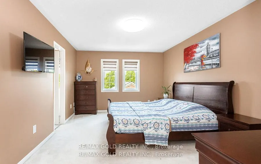 2665 Thomas Street, #94
