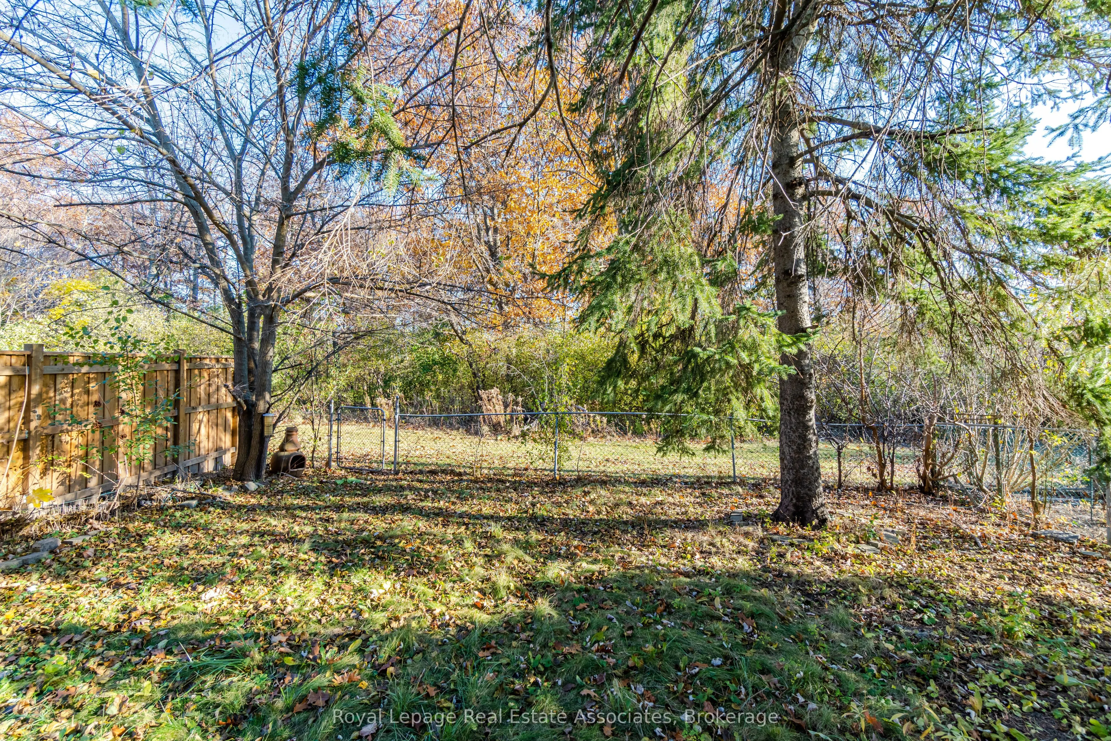 3301 Tallmast Crescent