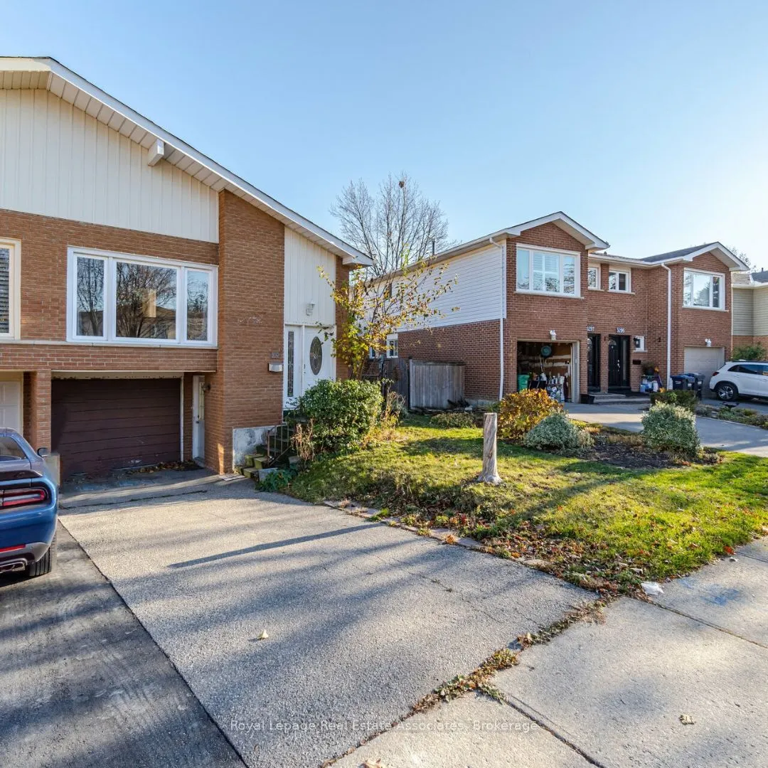 3301 Tallmast Crescent