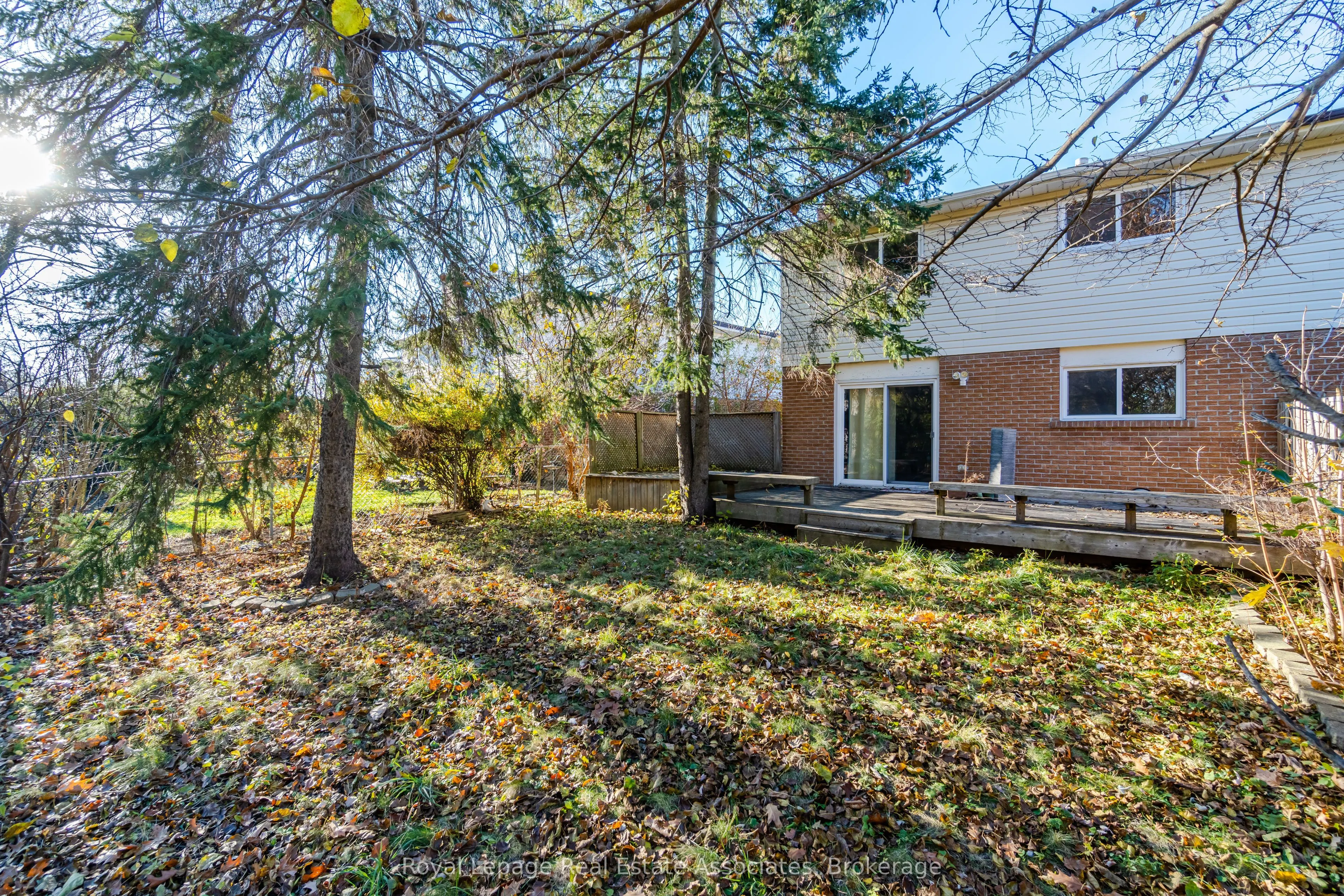 3301 Tallmast Crescent