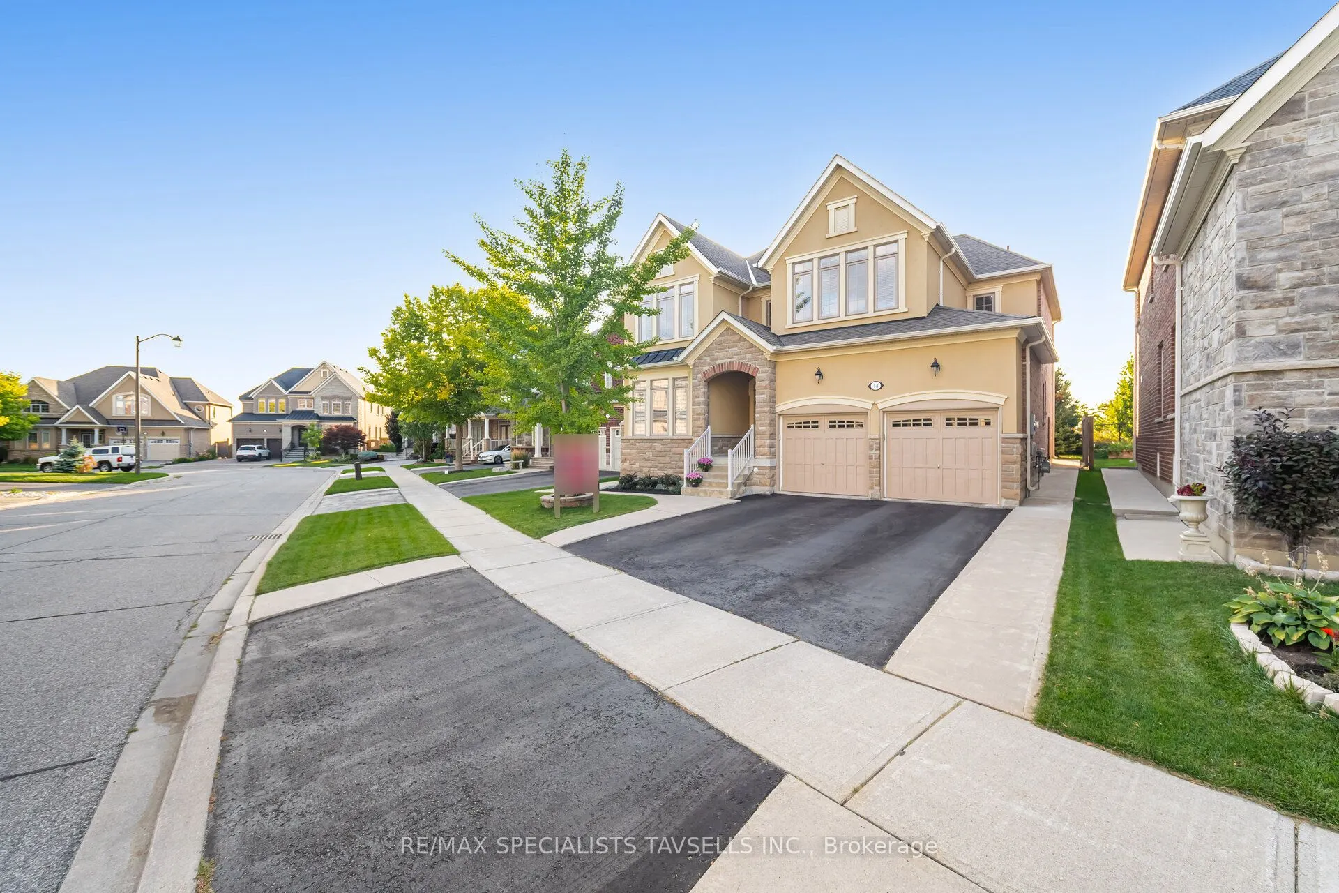 44 Gentle Fox Drive