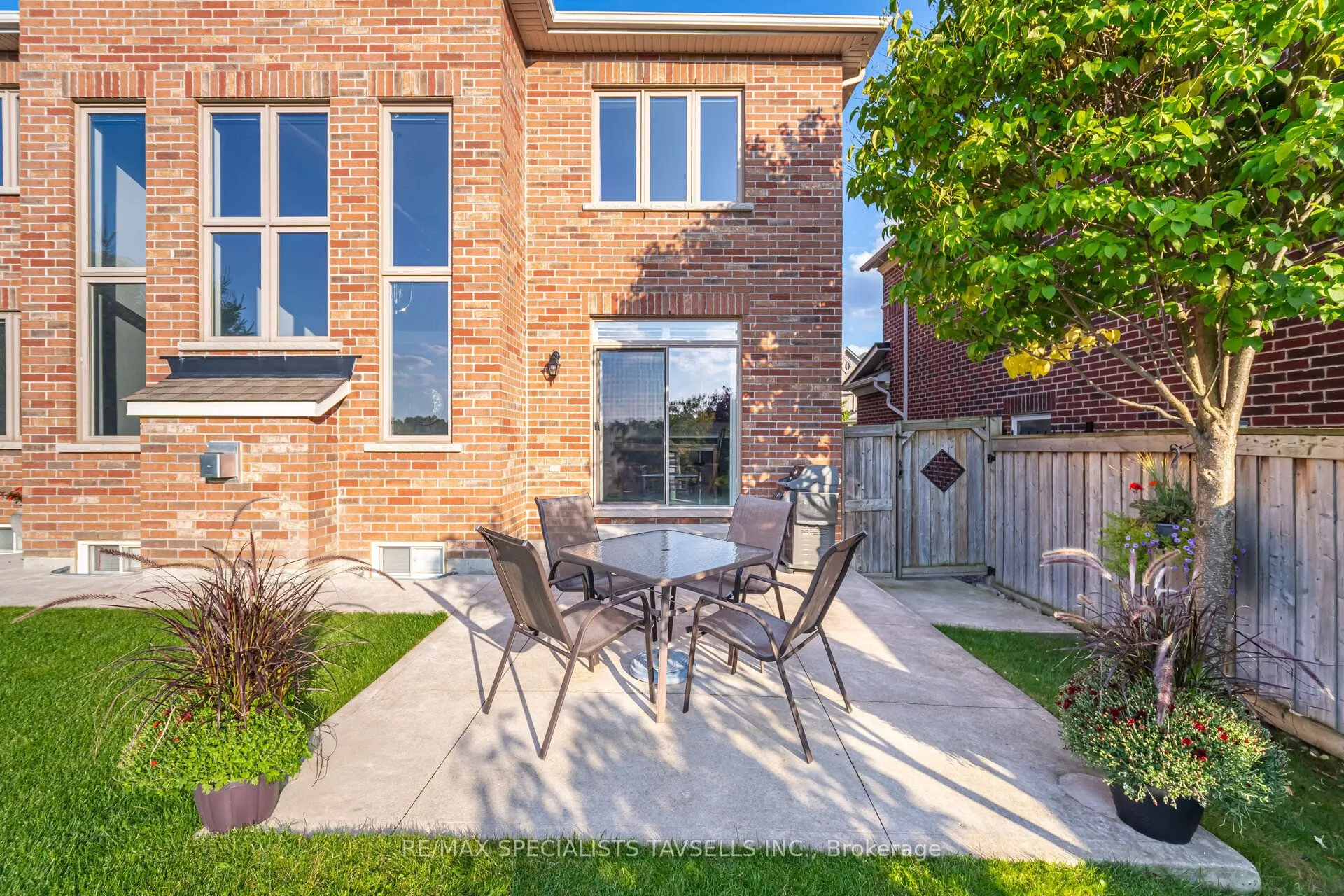 44 Gentle Fox Drive