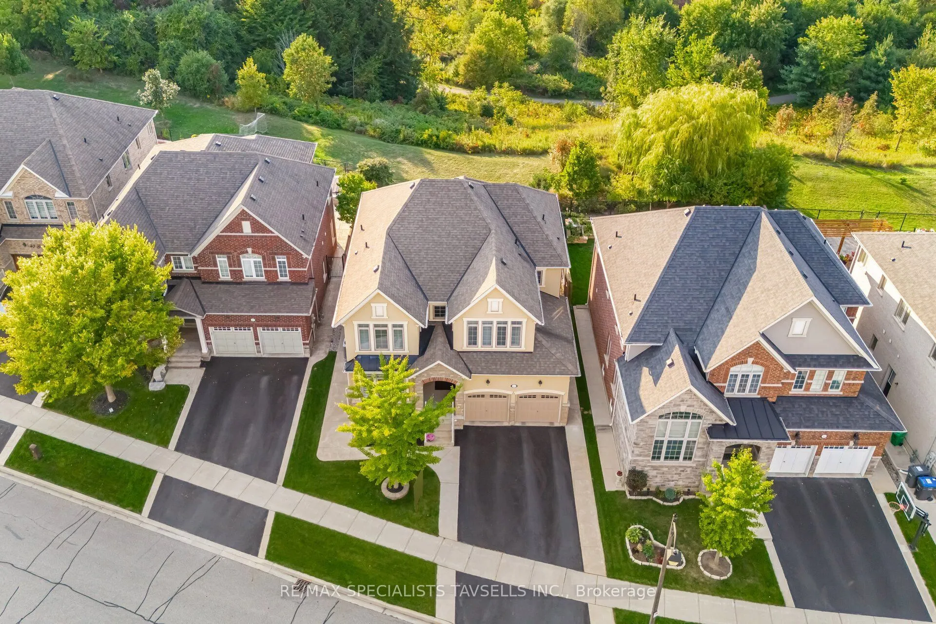 44 Gentle Fox Drive