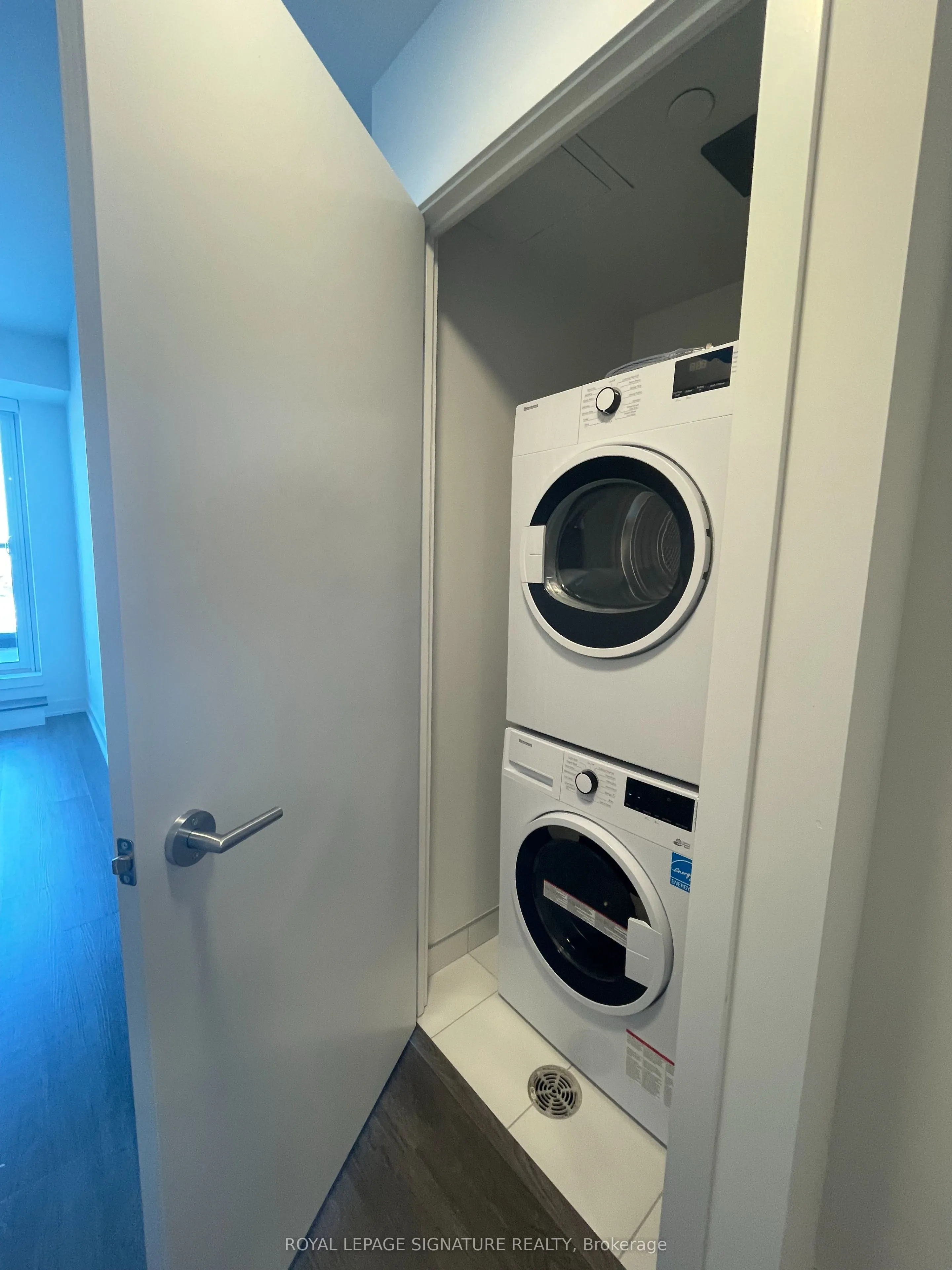 40 Lagerfeld Drive, #401