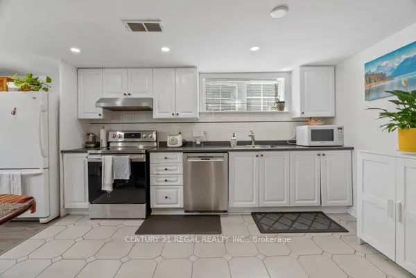 97 Westhampton Drive